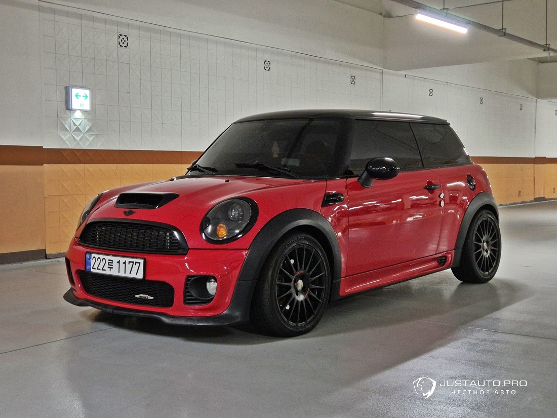 Автомобиль Mini Cooper