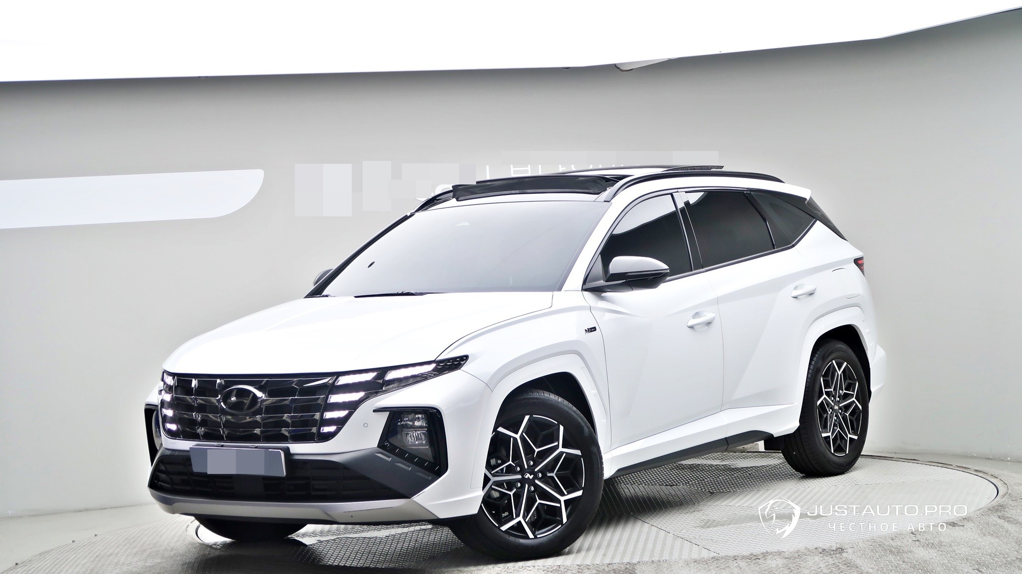 Автомобиль Hyundai Tucson