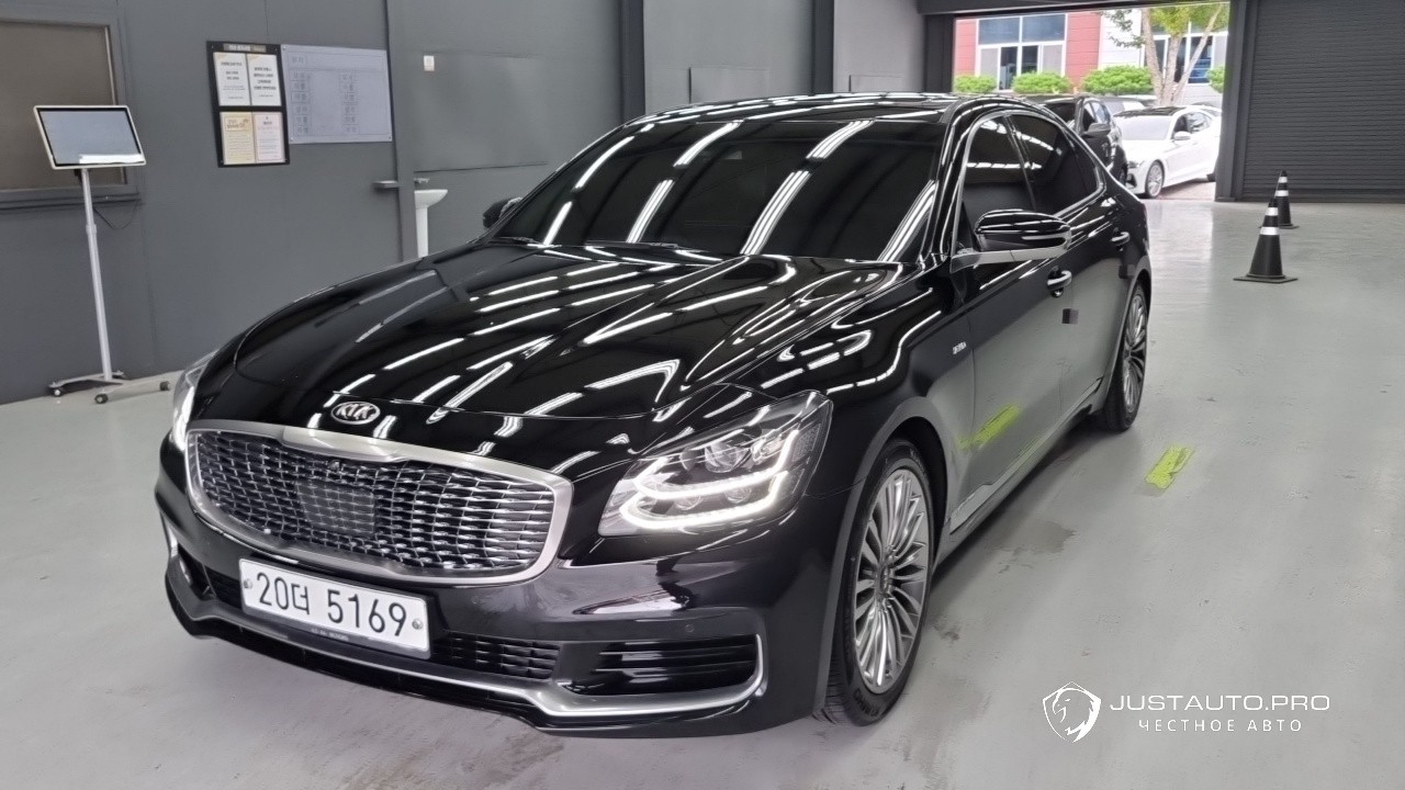 Автомобиль Kia K9