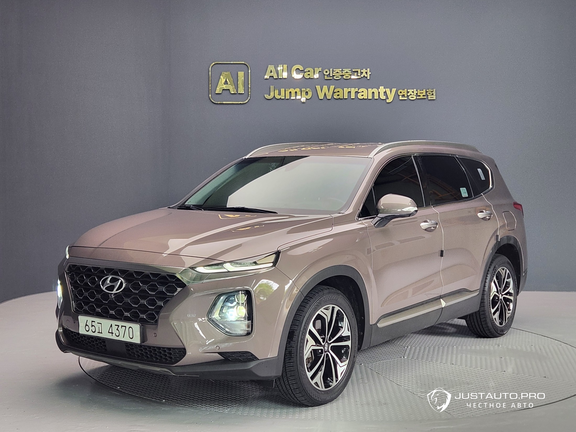 Автомобиль Hyundai Santafe