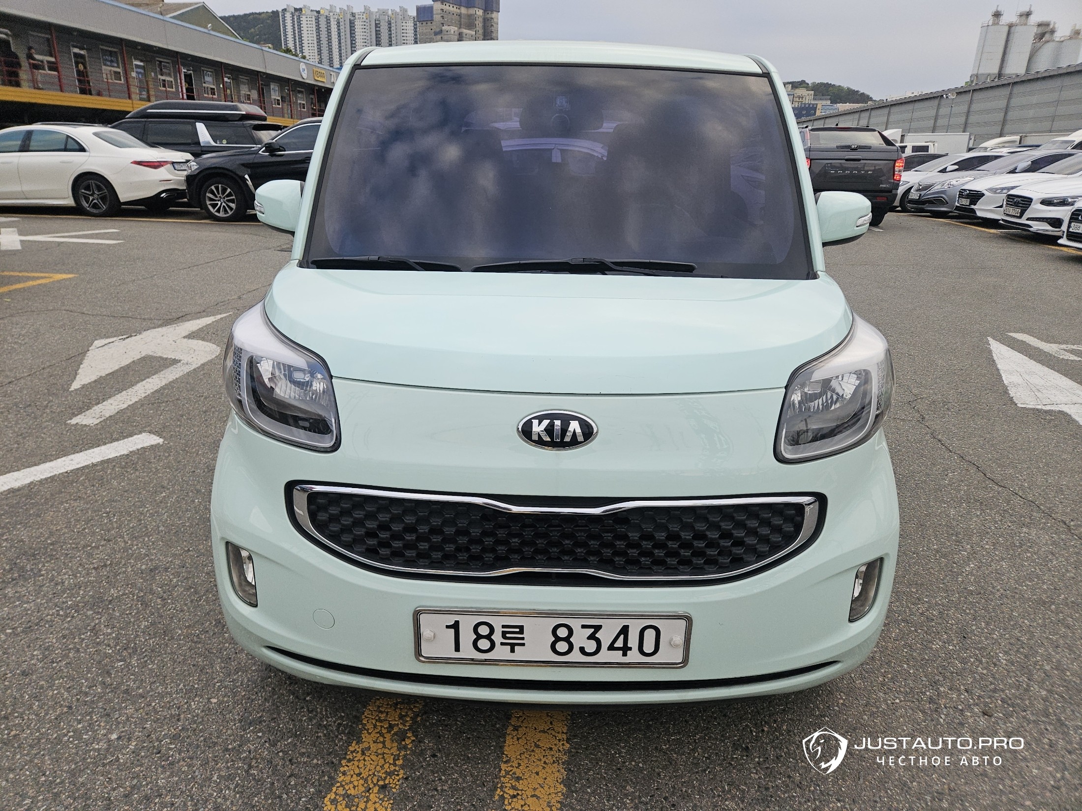 Автомобиль Kia RAY