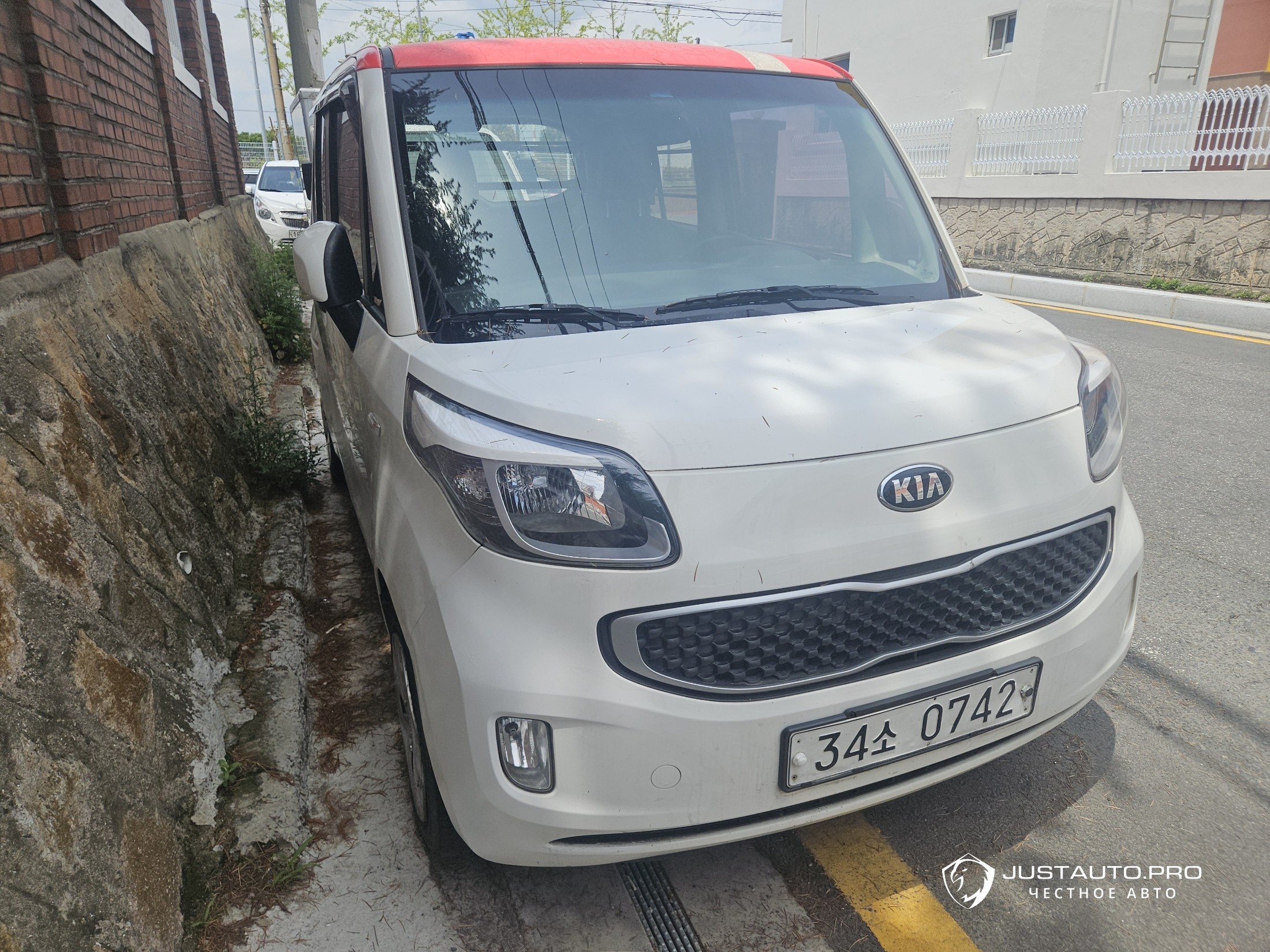 Автомобиль Kia RAY