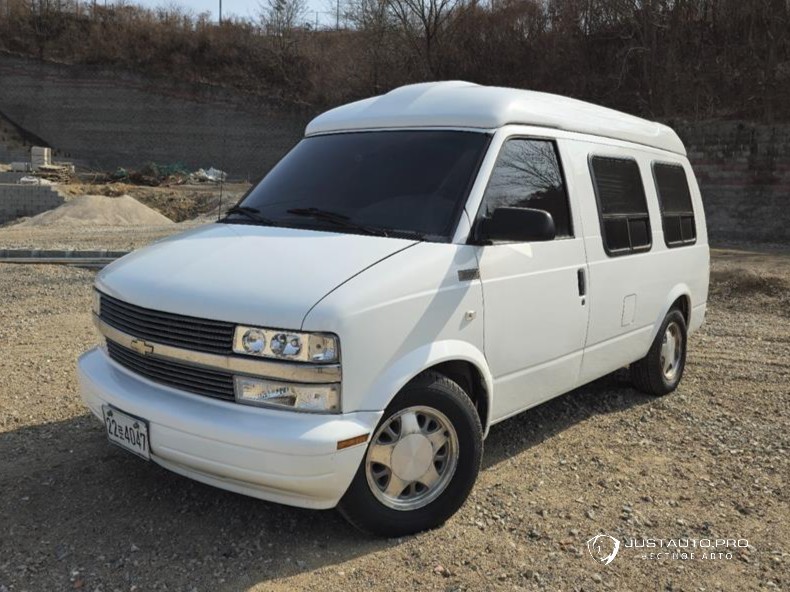 Автомобиль Chevrolet Astro Van