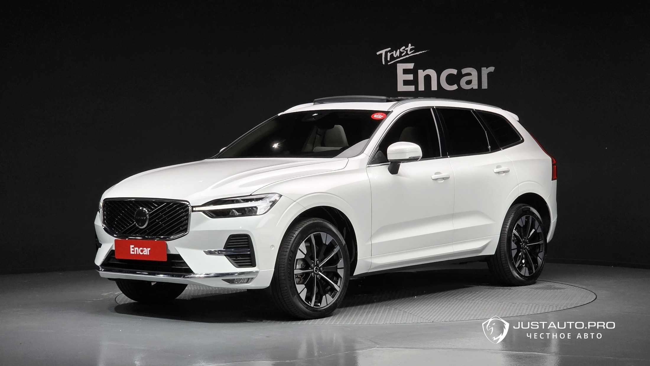 Автомобиль Volvo XC60