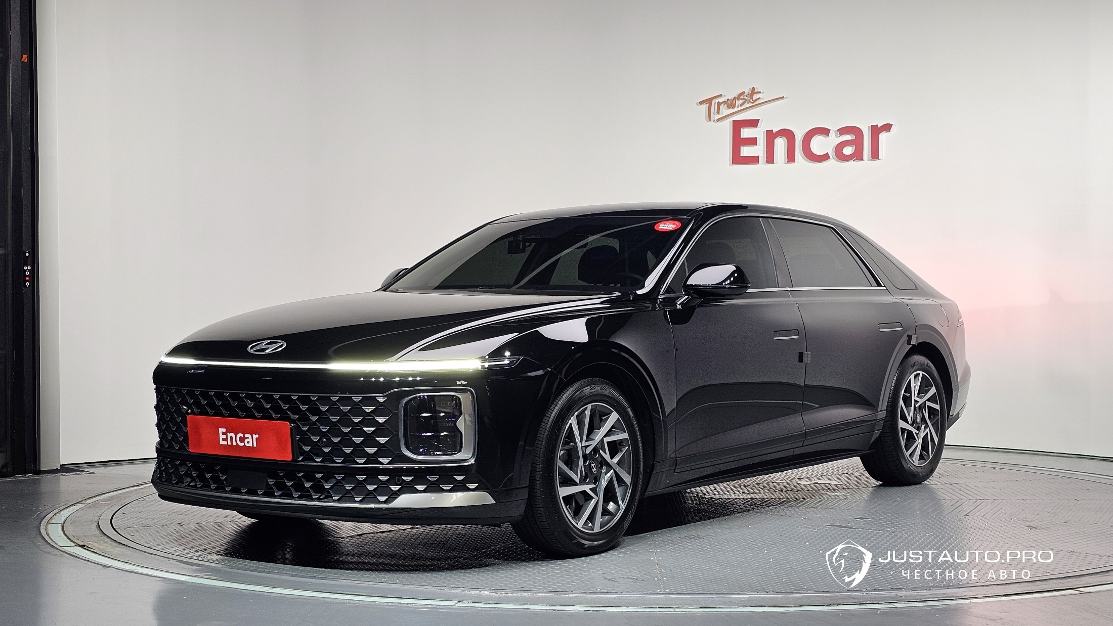 Автомобиль Hyundai Grandeur