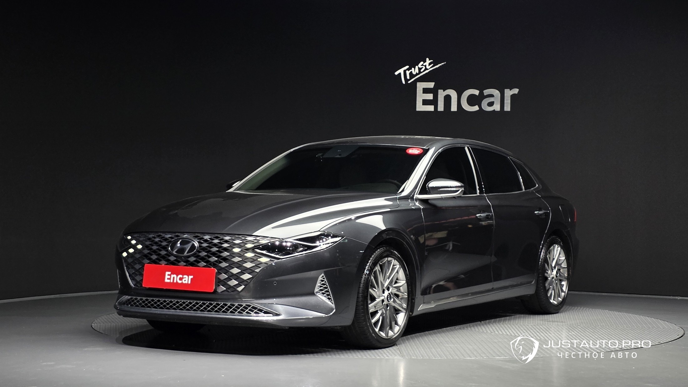 Автомобиль Hyundai Grandeur