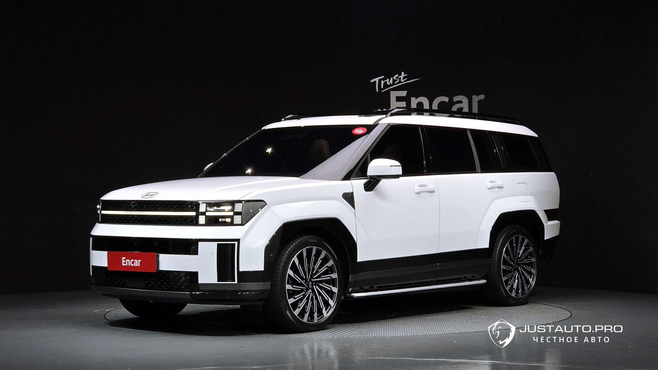 Автомобиль Hyundai Santafe