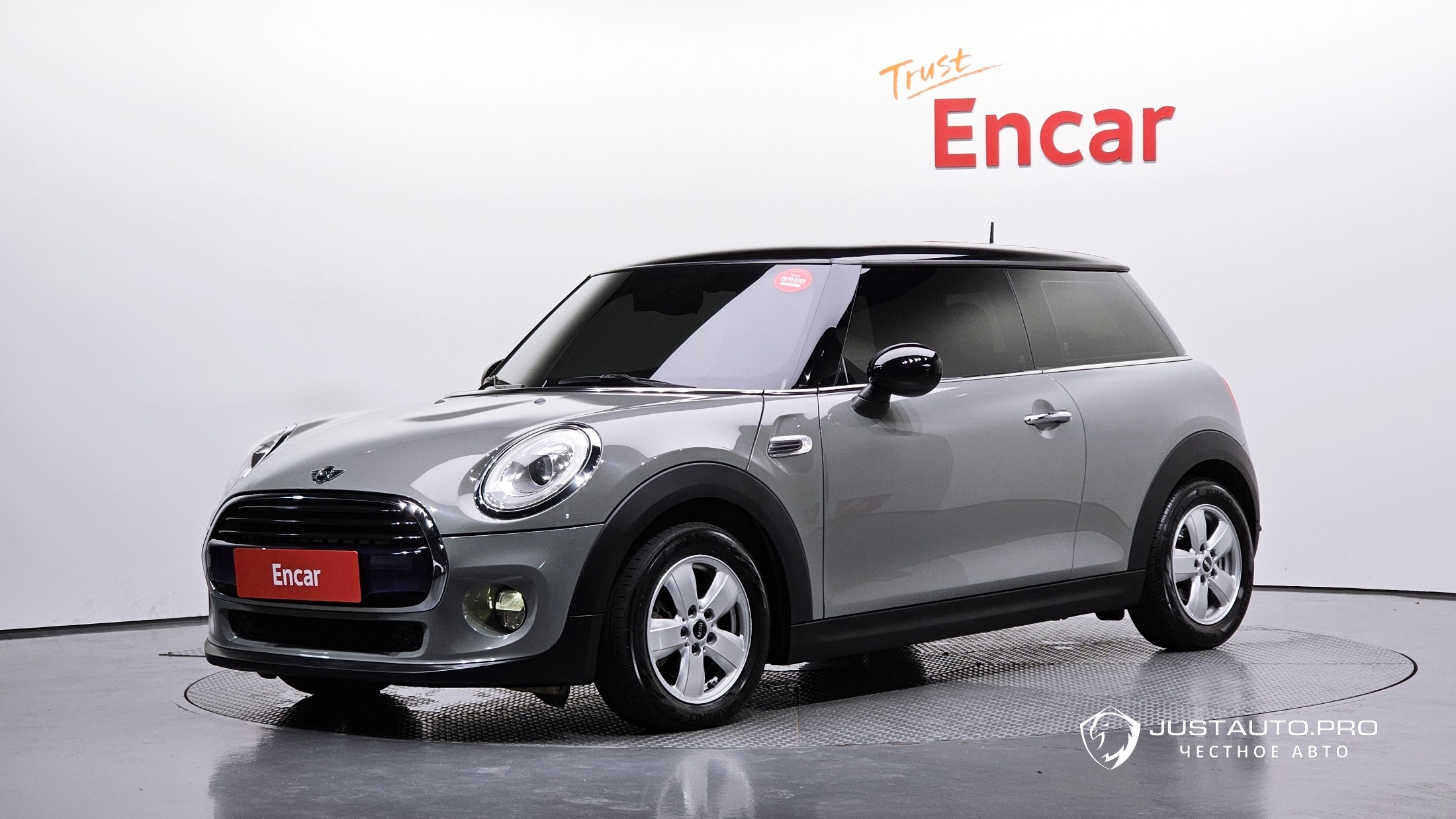 Автомобиль Mini Cooper