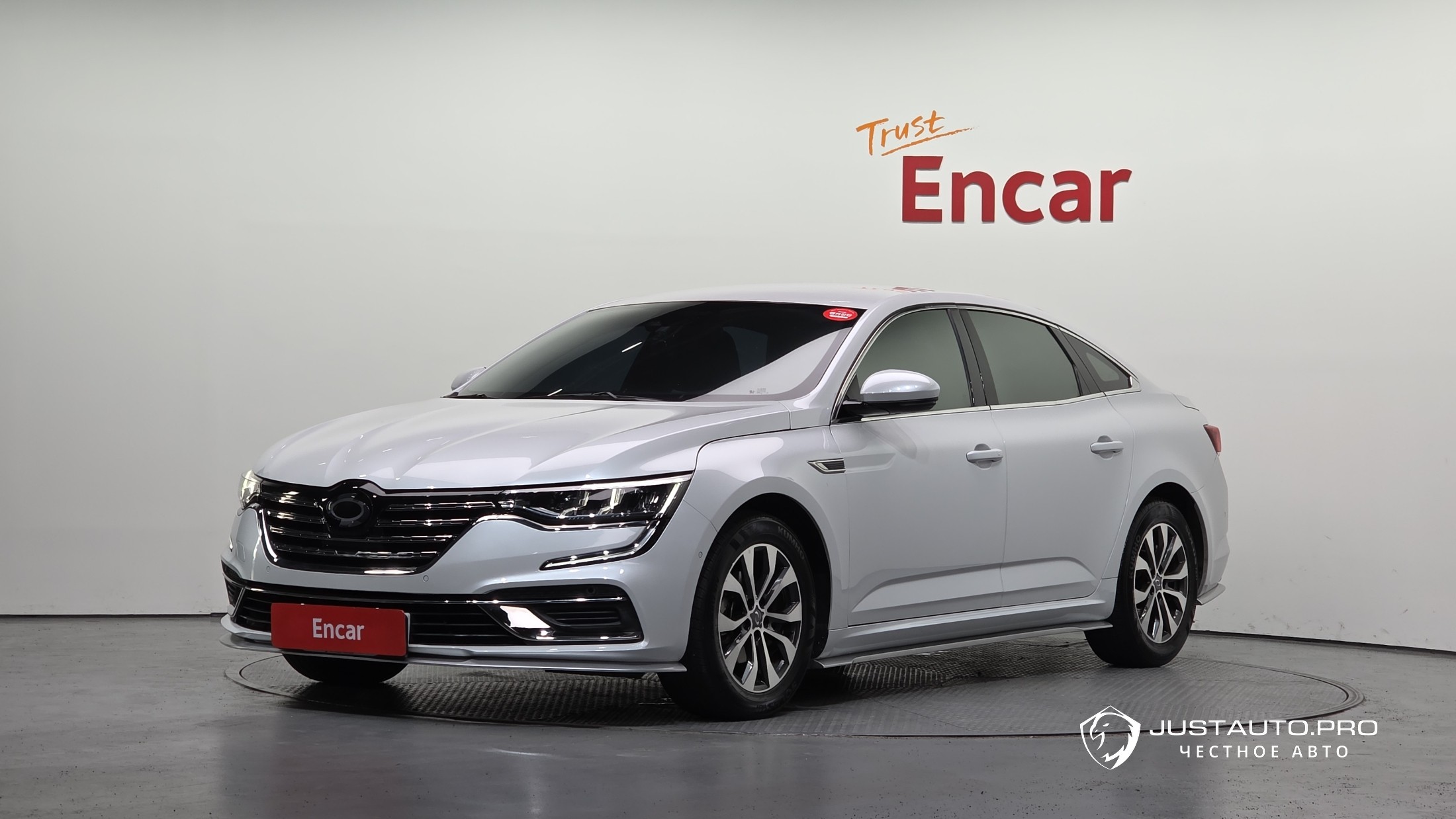 Автомобиль Renault-KoreaSamsung SM6