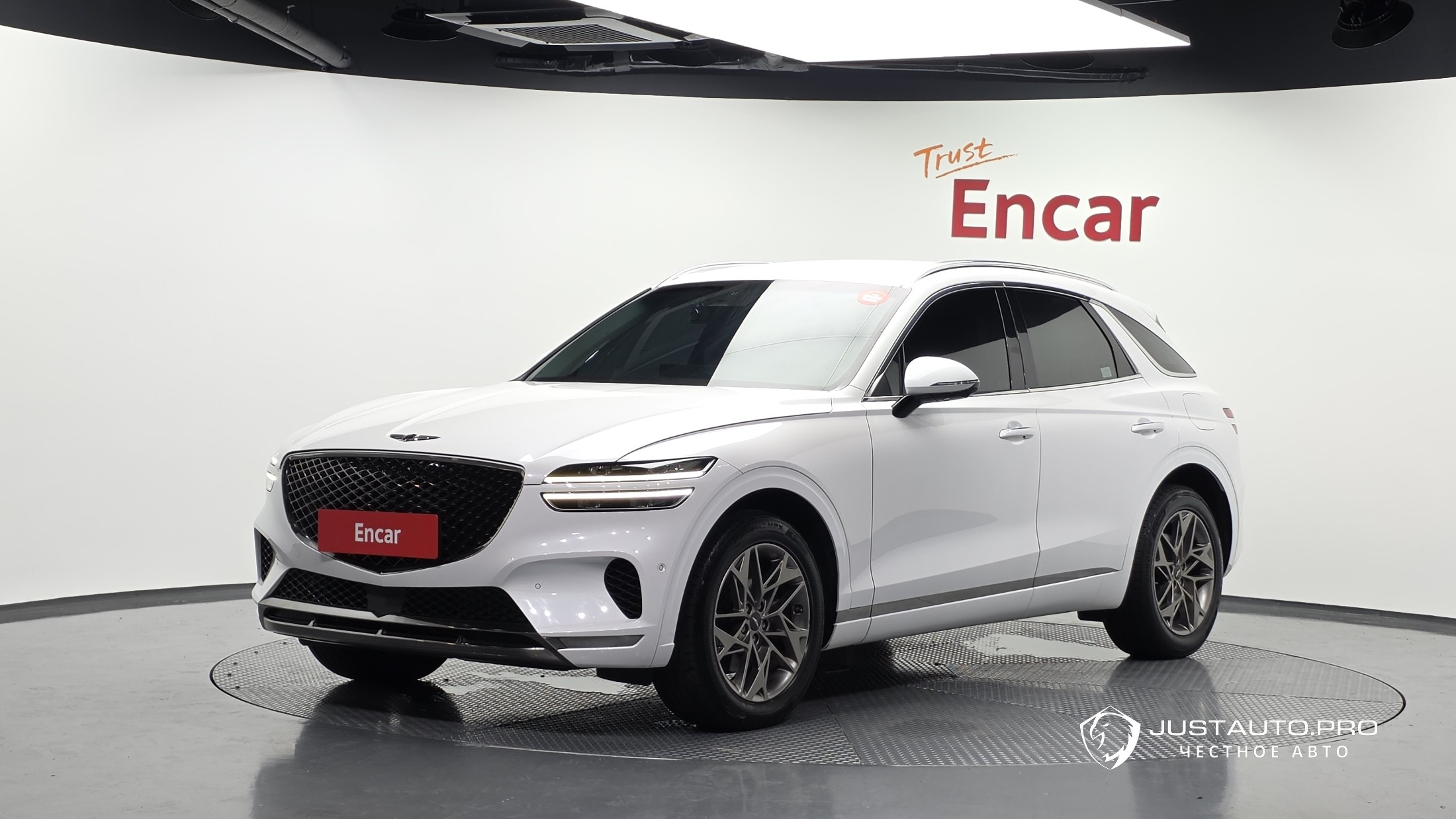 Автомобиль Genesis GV70