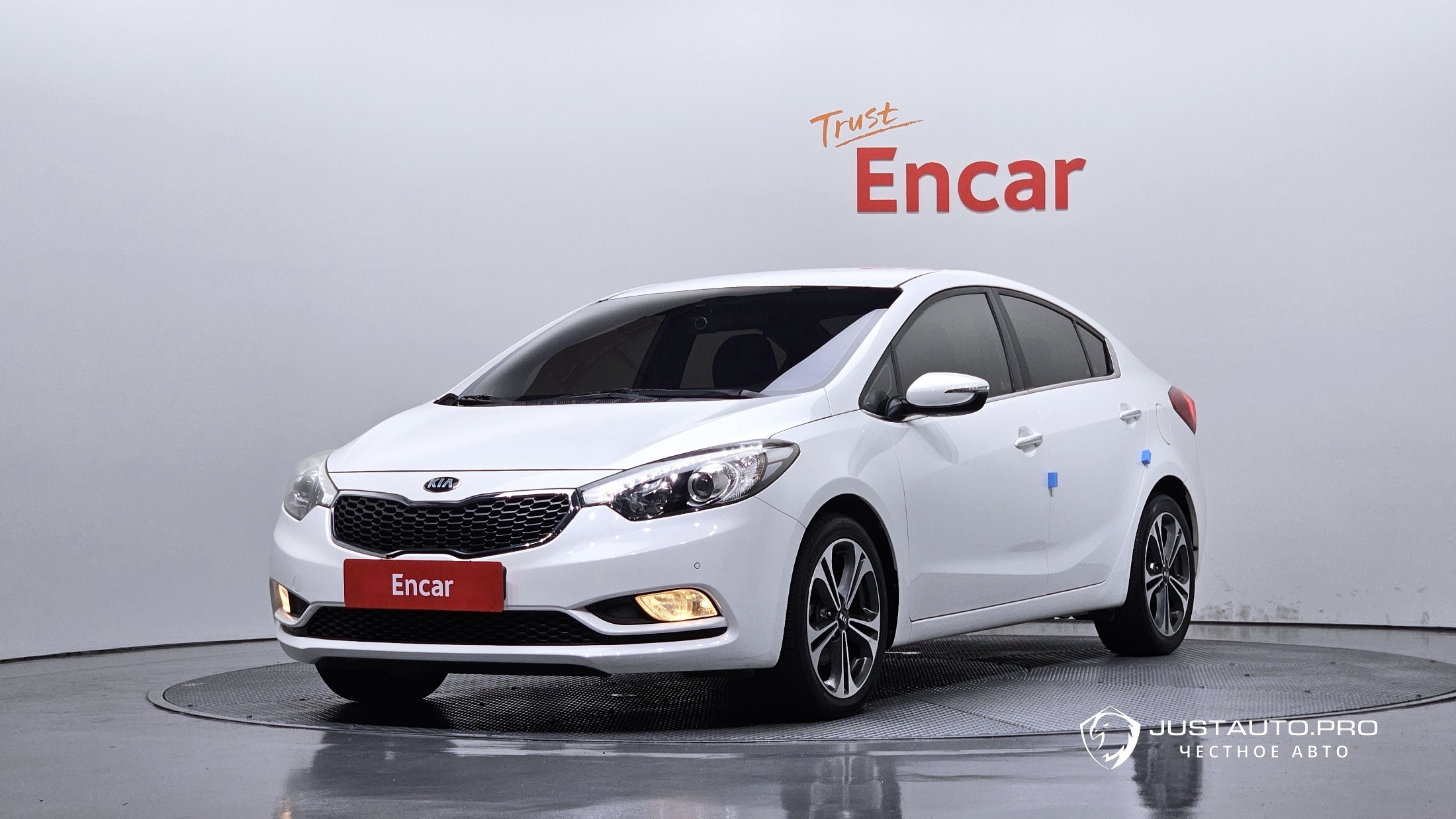 Автомобиль Kia K3