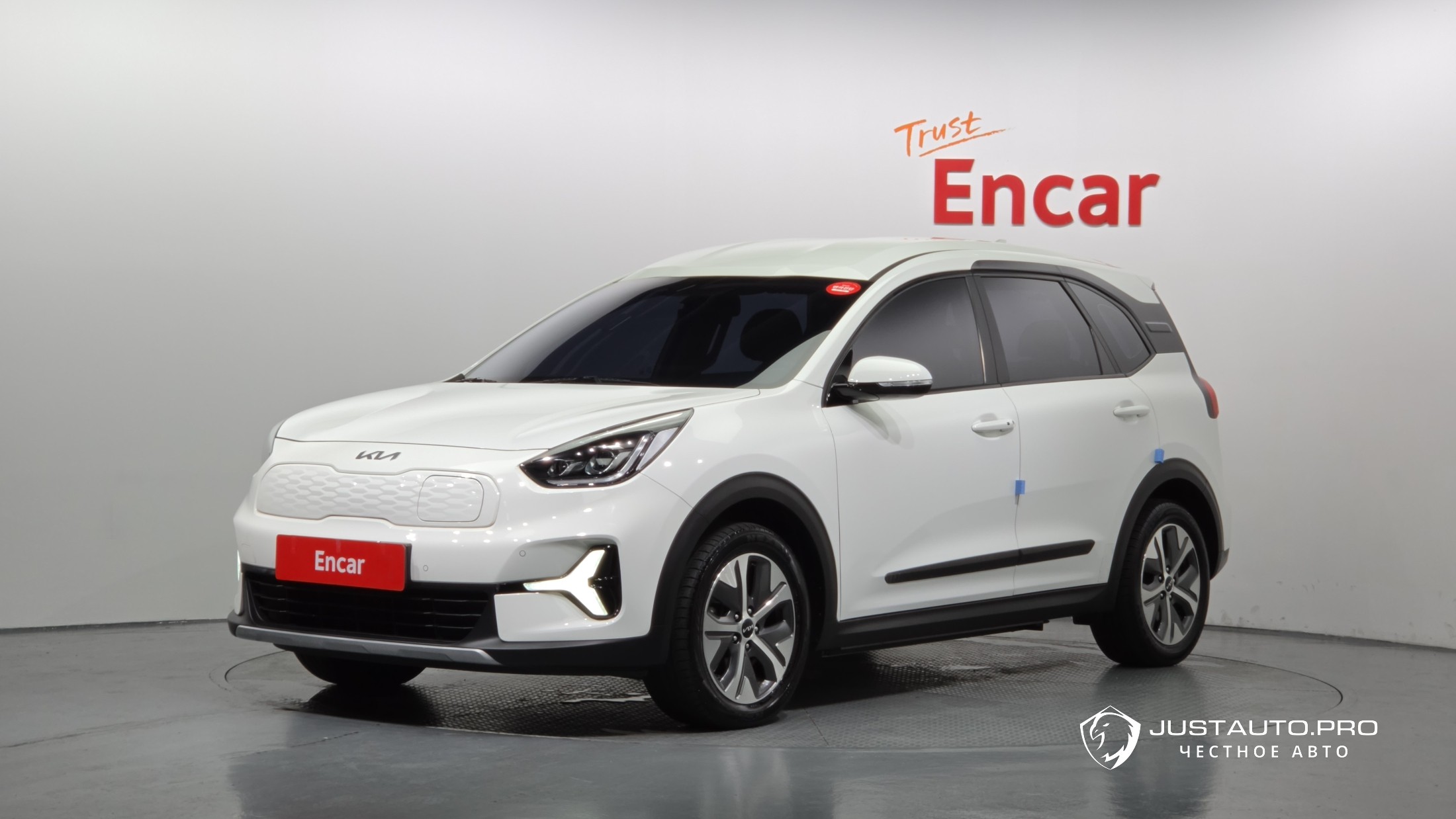 Автомобиль Kia Niro