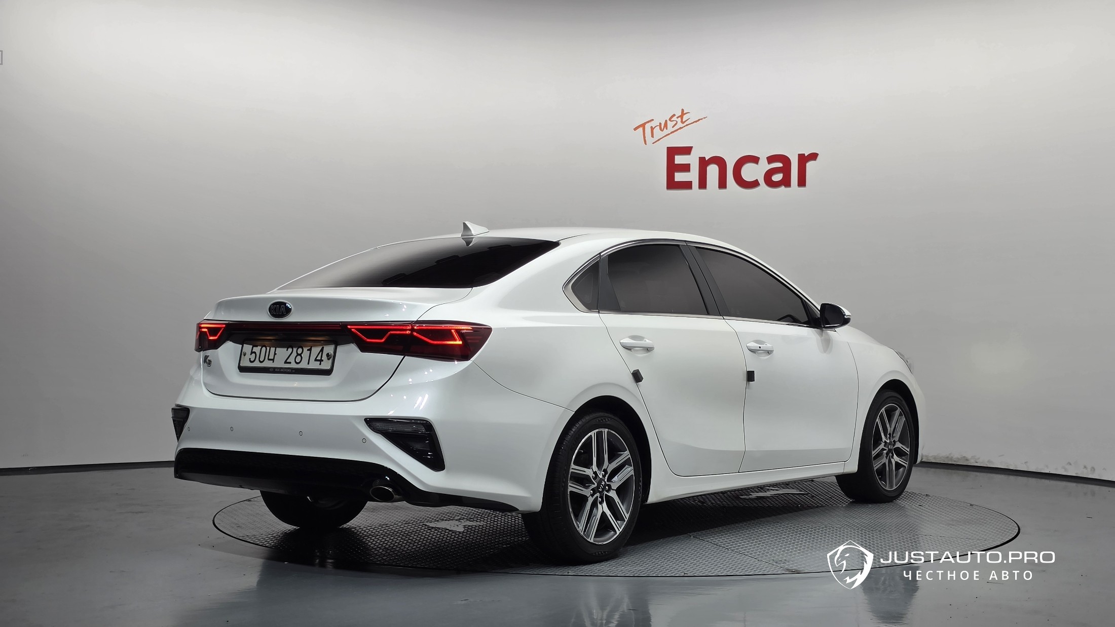 Автомобиль Kia K3