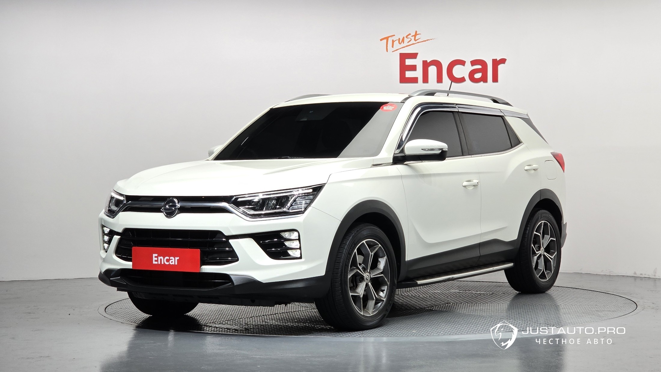 Автомобиль KG_Mobility_Ssangyong KORANDO
