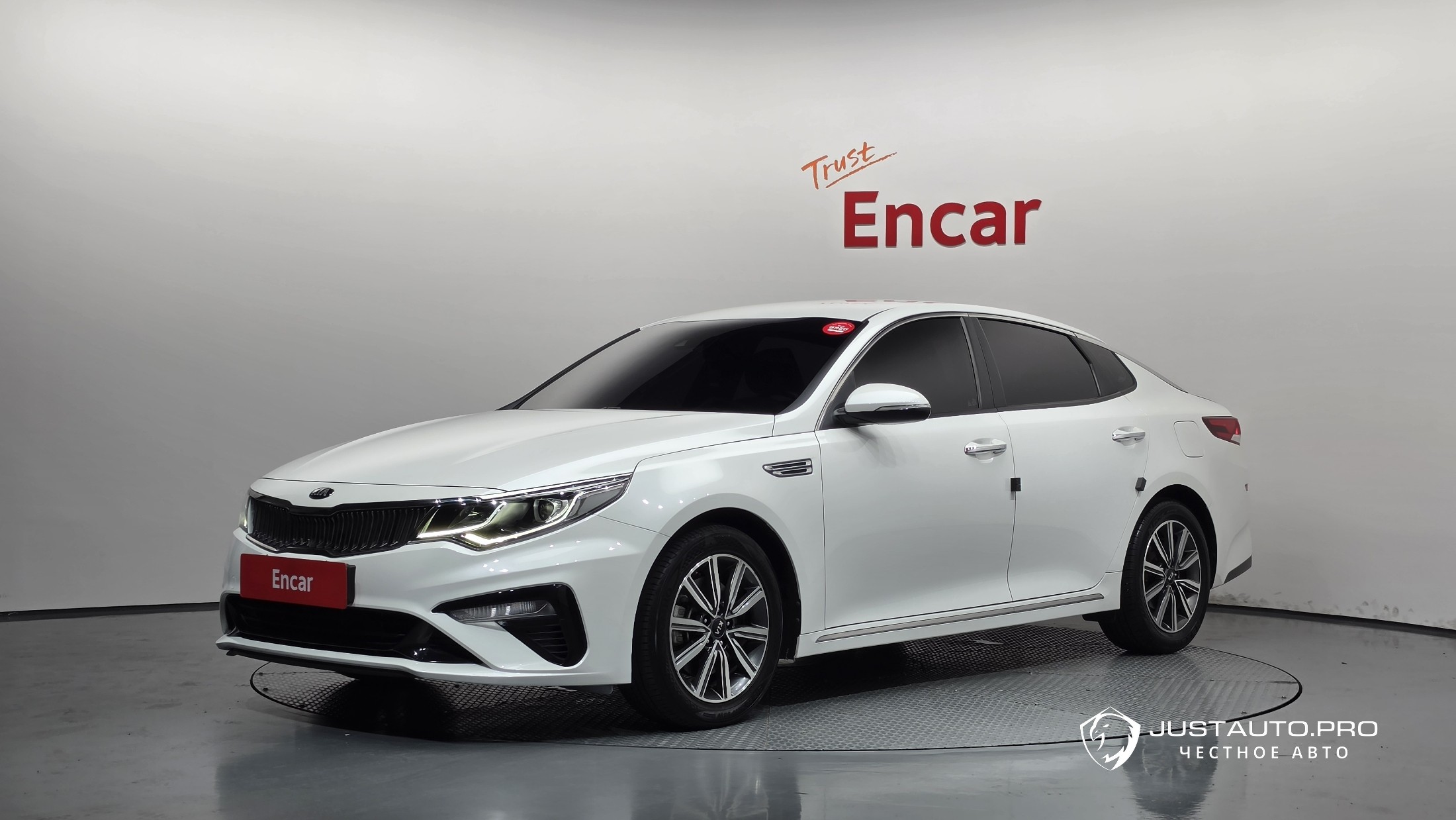Автомобиль Kia K5