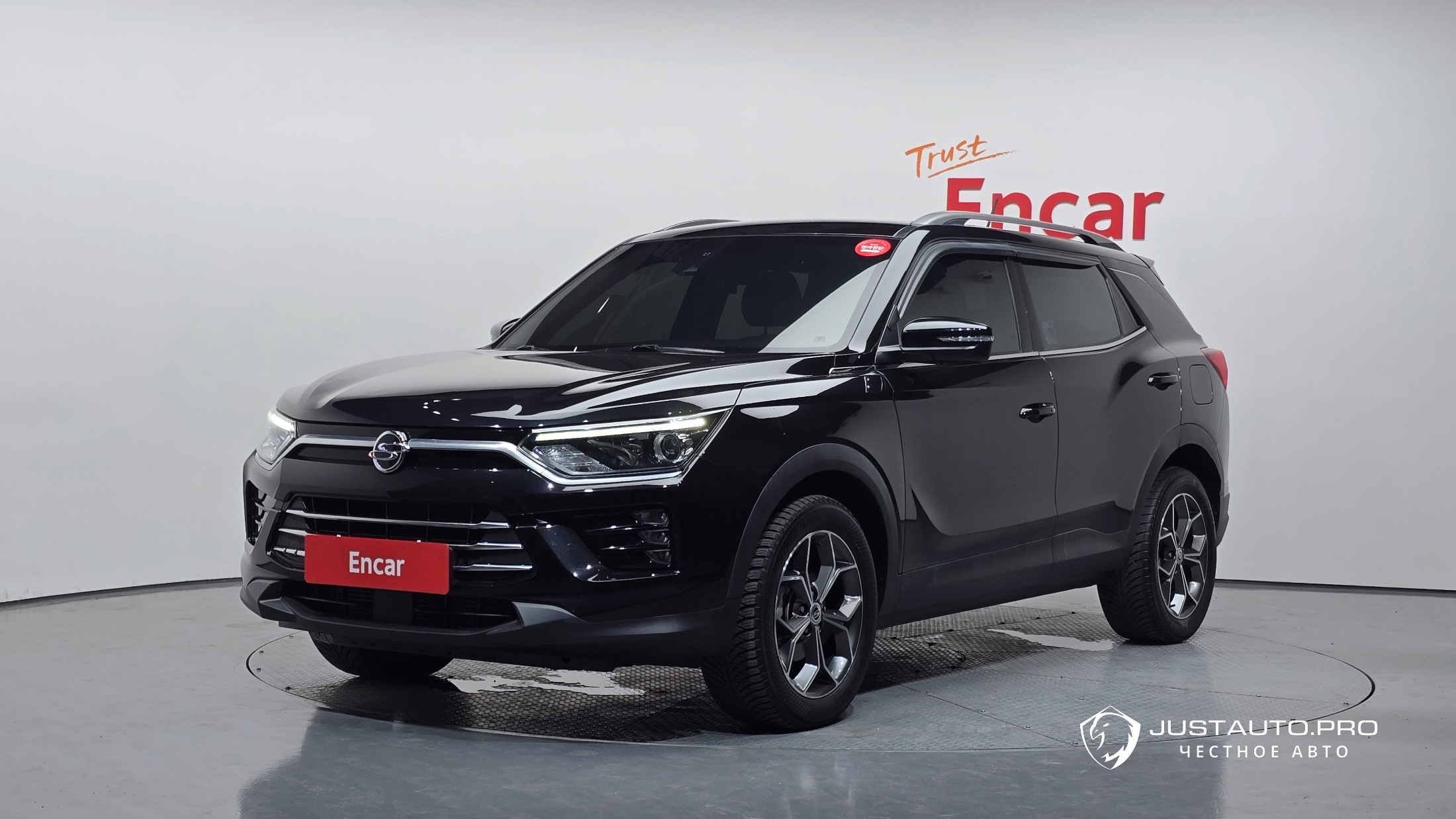 Автомобиль KG_Mobility_Ssangyong KORANDO