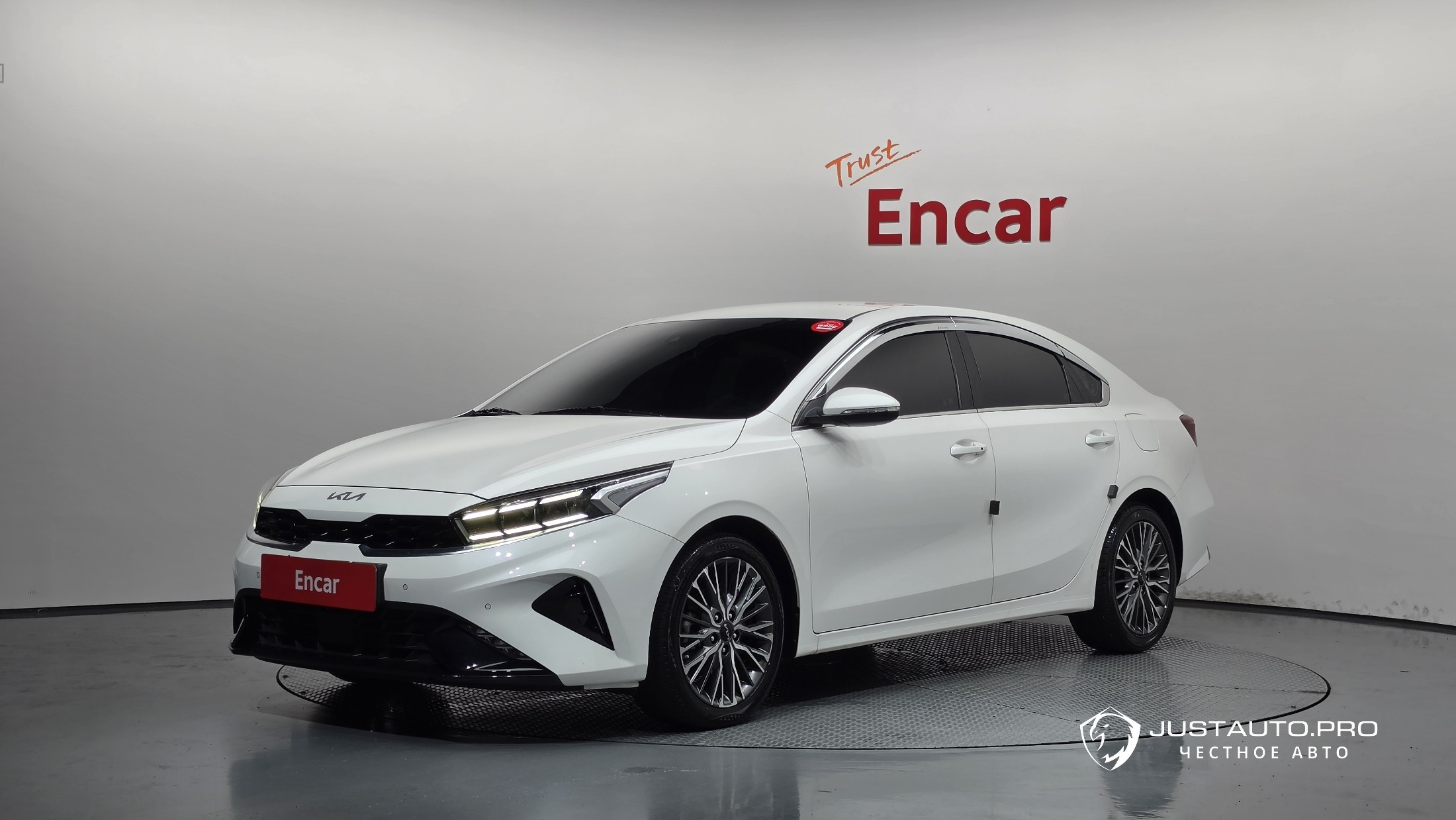 Автомобиль Kia K3