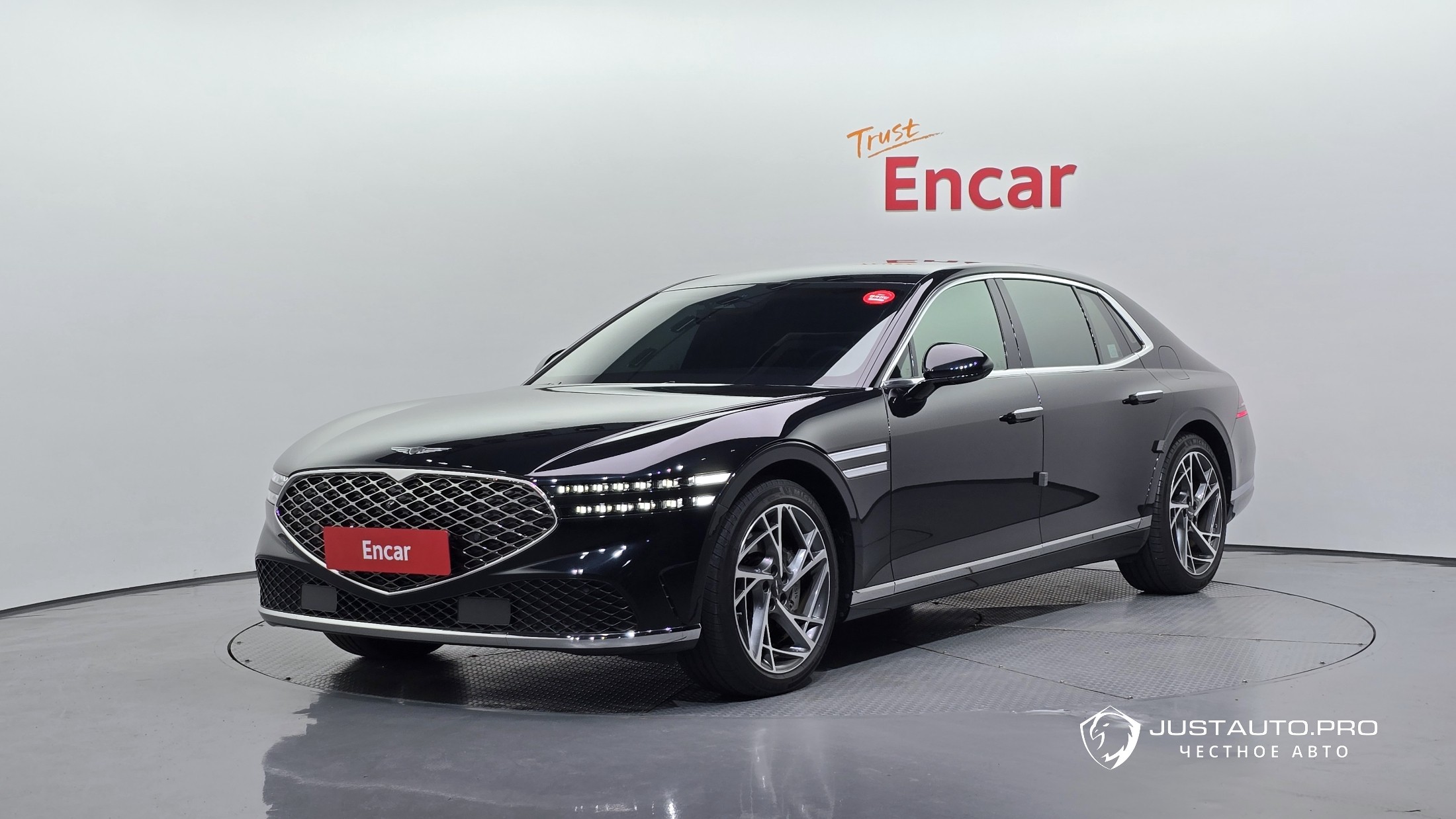 Автомобиль Genesis G90