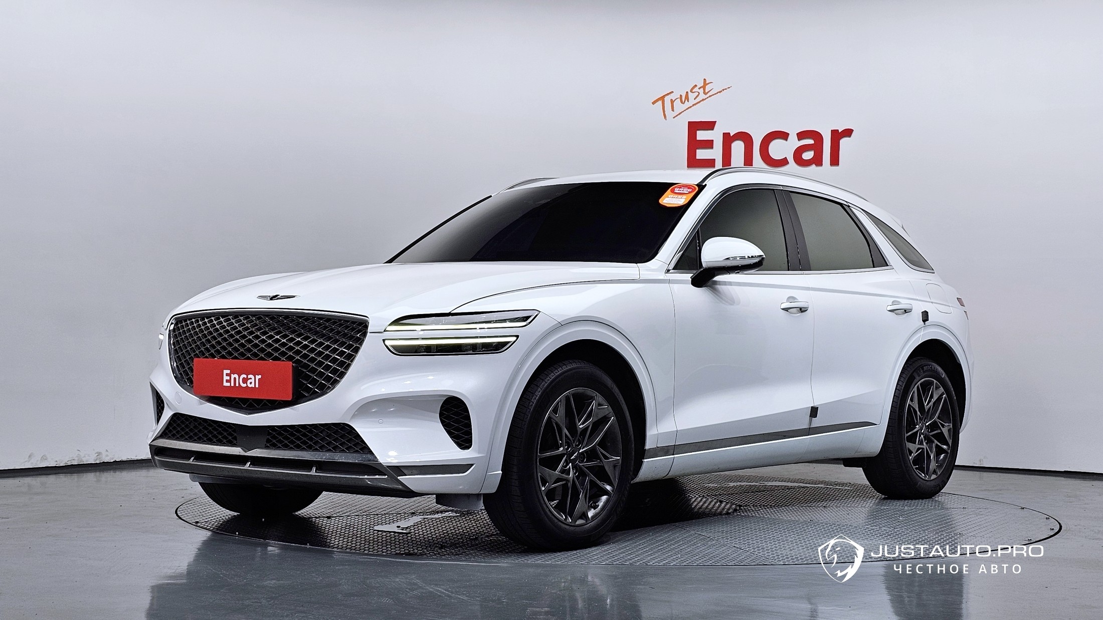 Автомобиль Genesis GV70