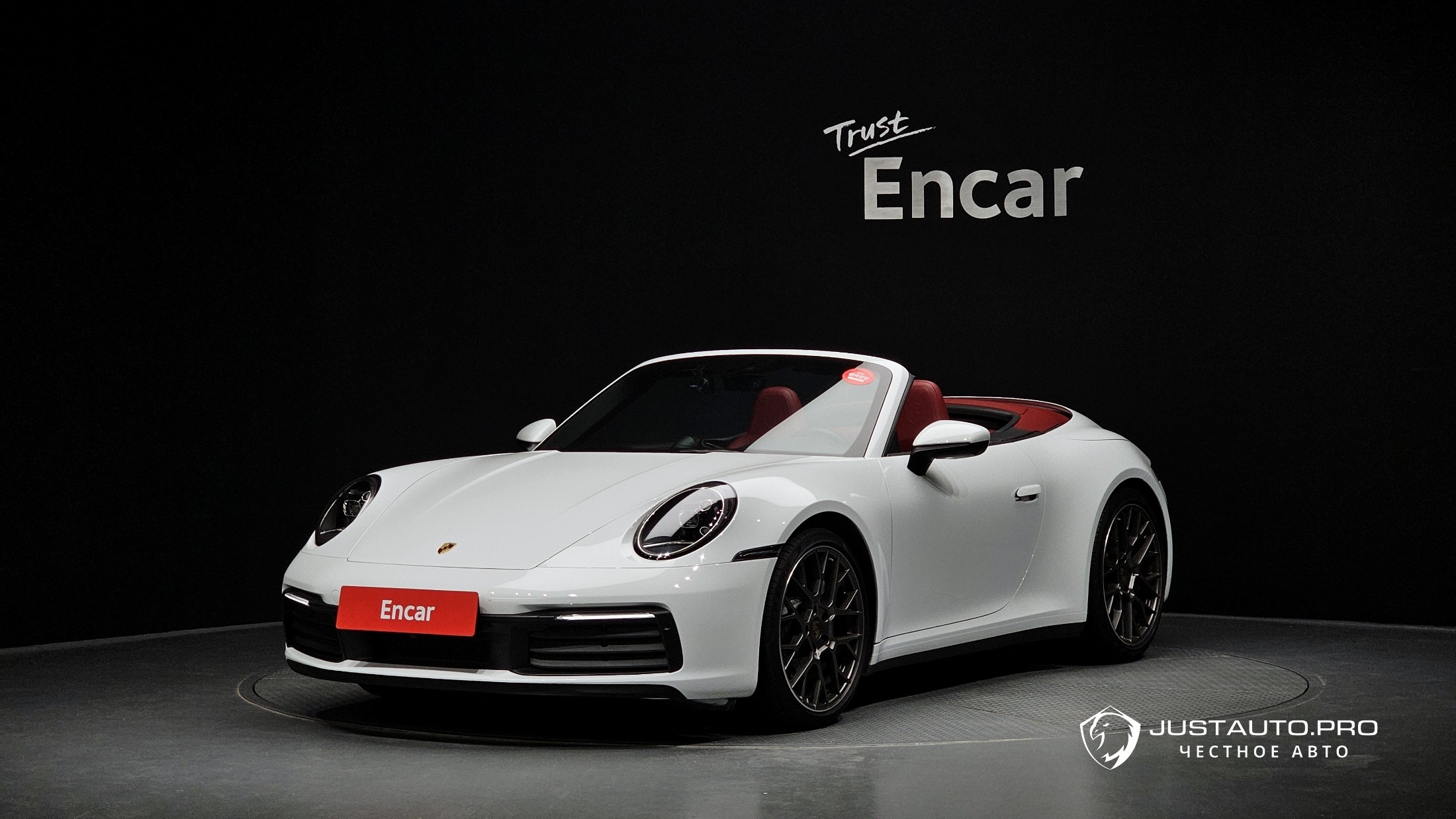 Автомобиль Porsche 911