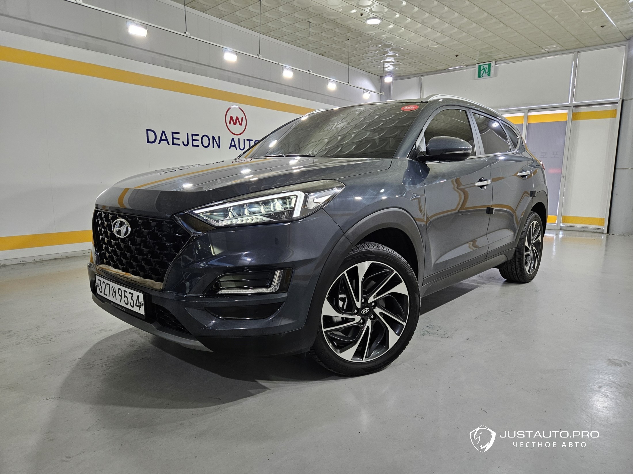 Автомобиль Hyundai Tucson