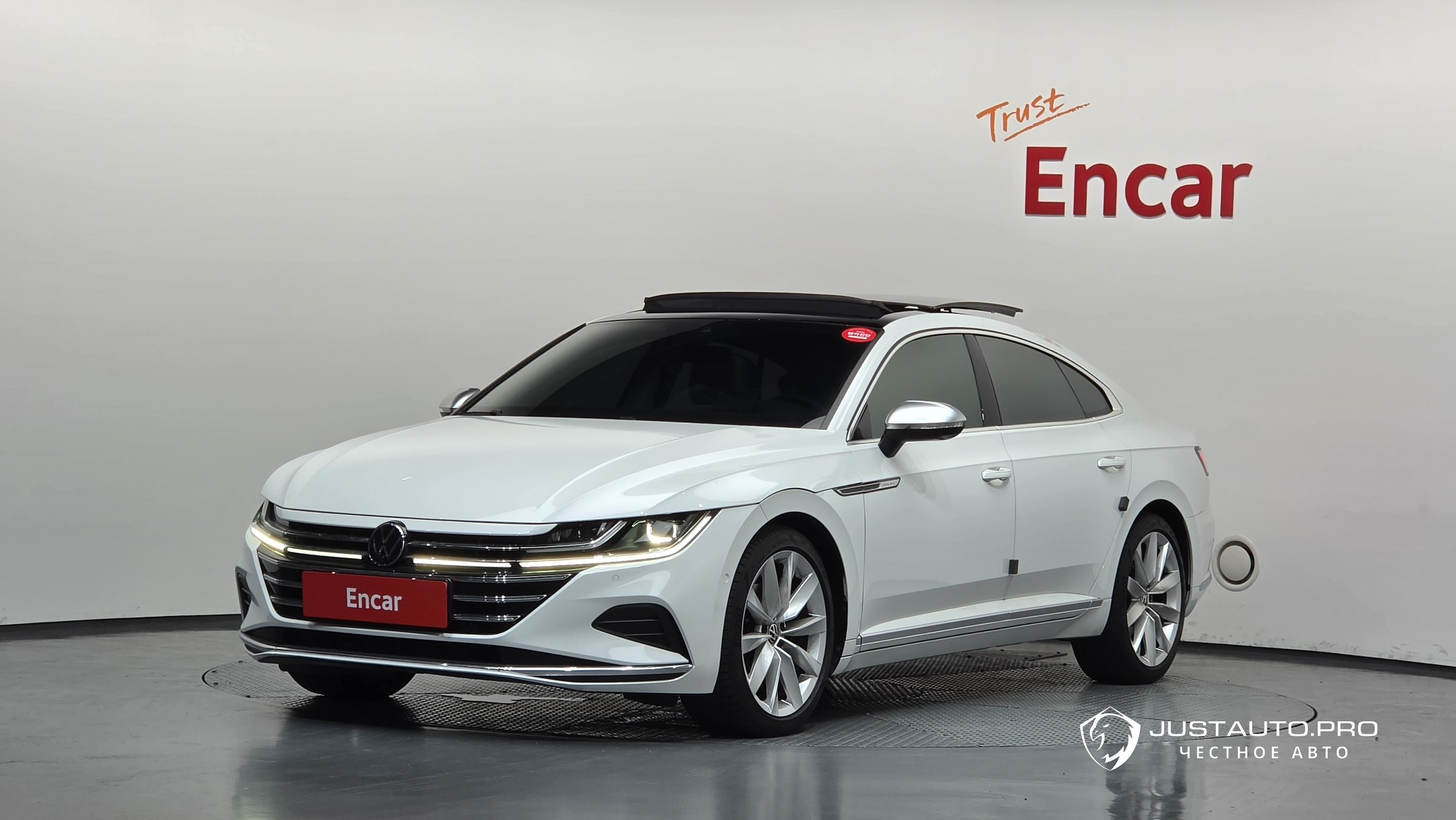 Автомобиль Volkswagen Arteon