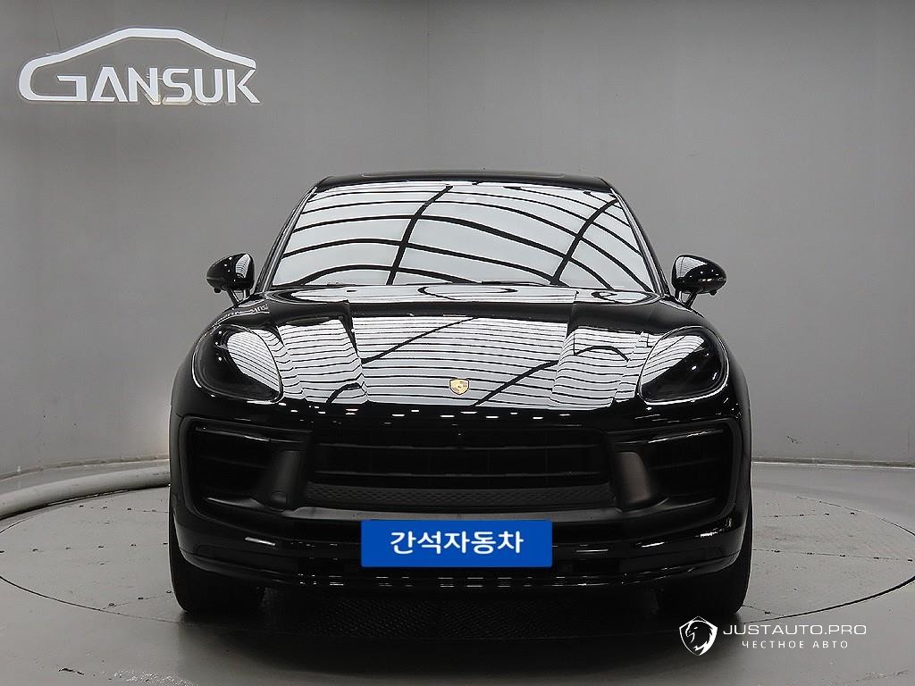 Автомобиль Porsche Macan