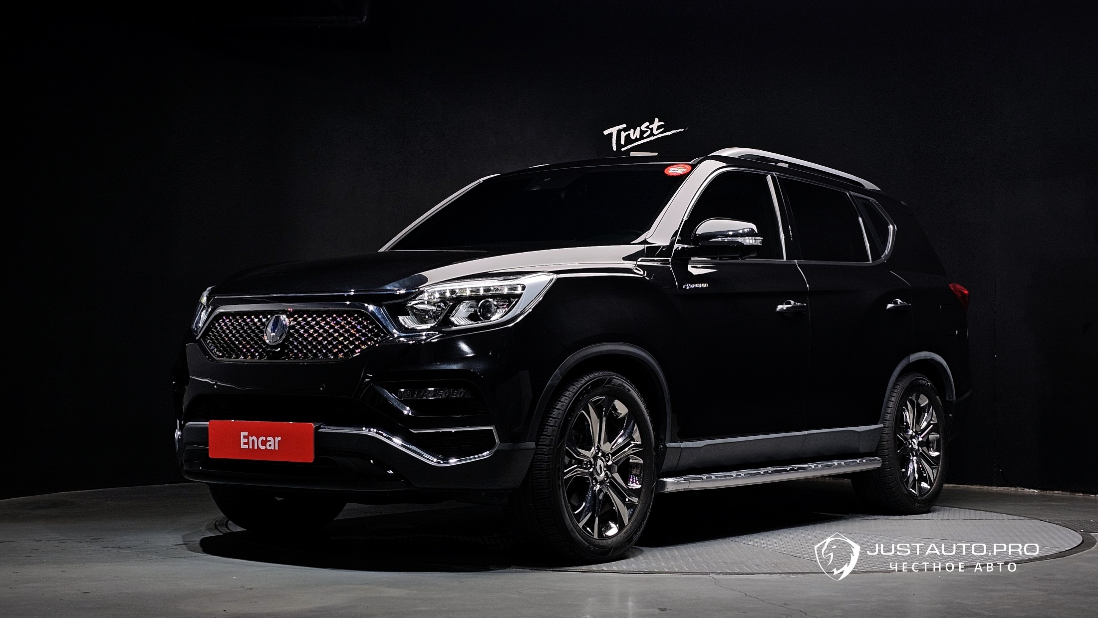 Автомобиль KG_Mobility_Ssangyong Rexton