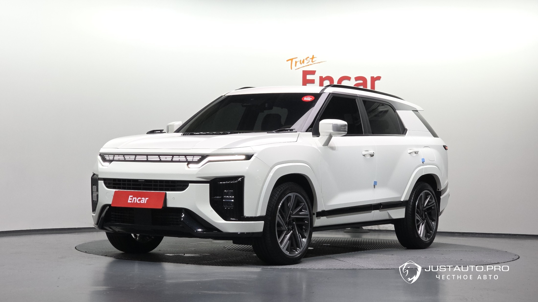 Автомобиль KG_Mobility_Ssangyong Actyon
