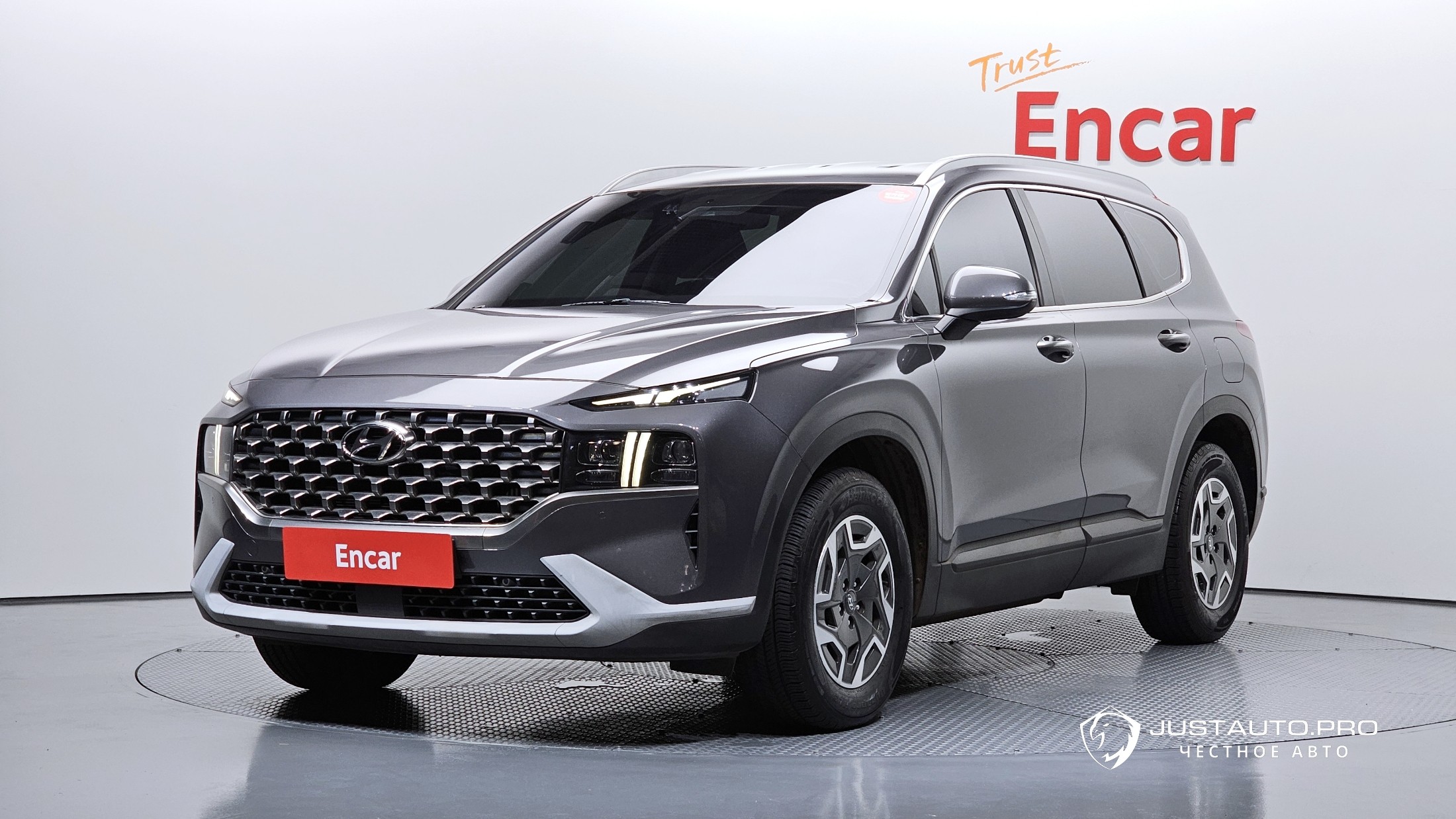 Автомобиль Hyundai Santafe