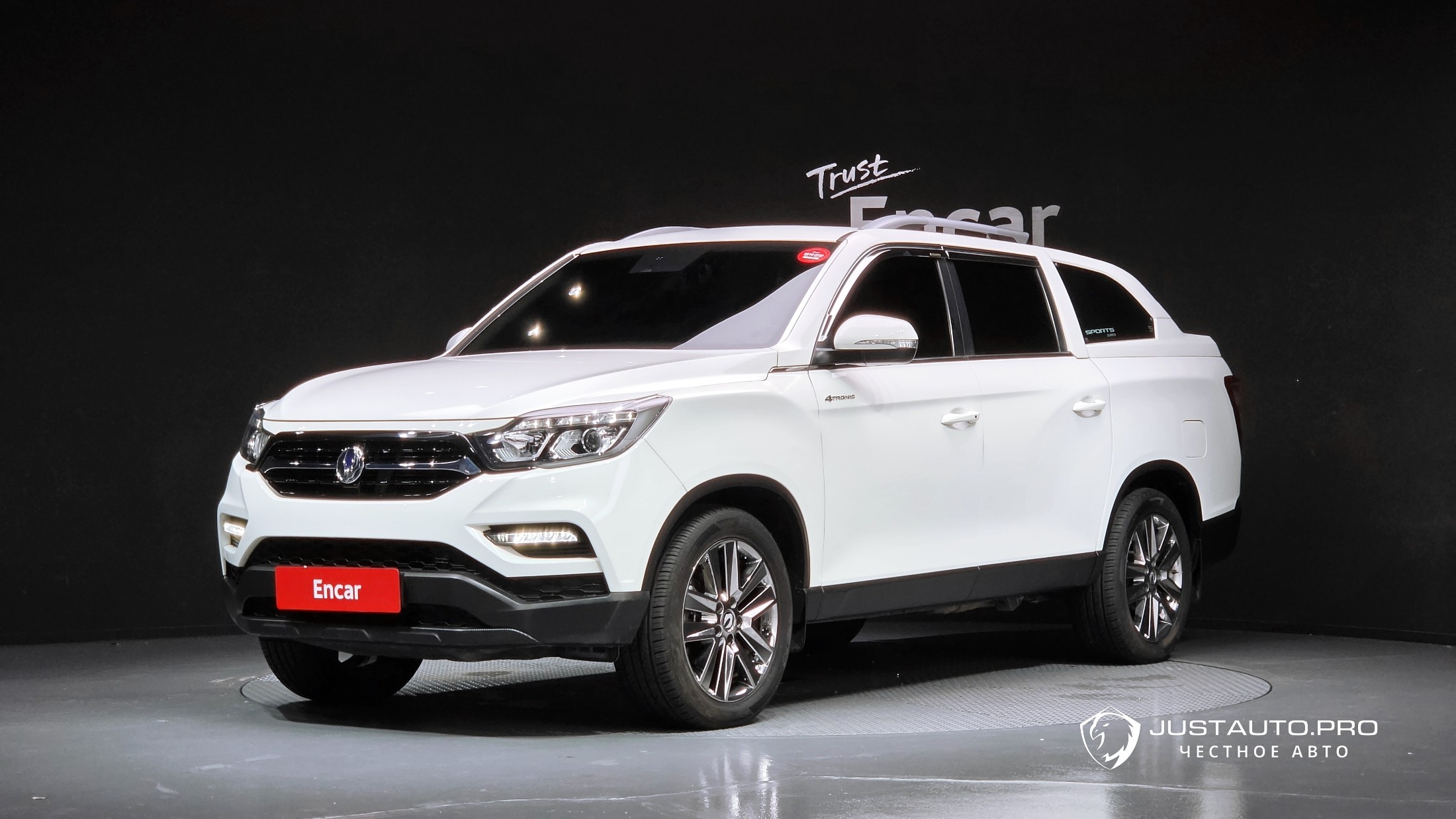 Автомобиль KG_Mobility_Ssangyong Rexton