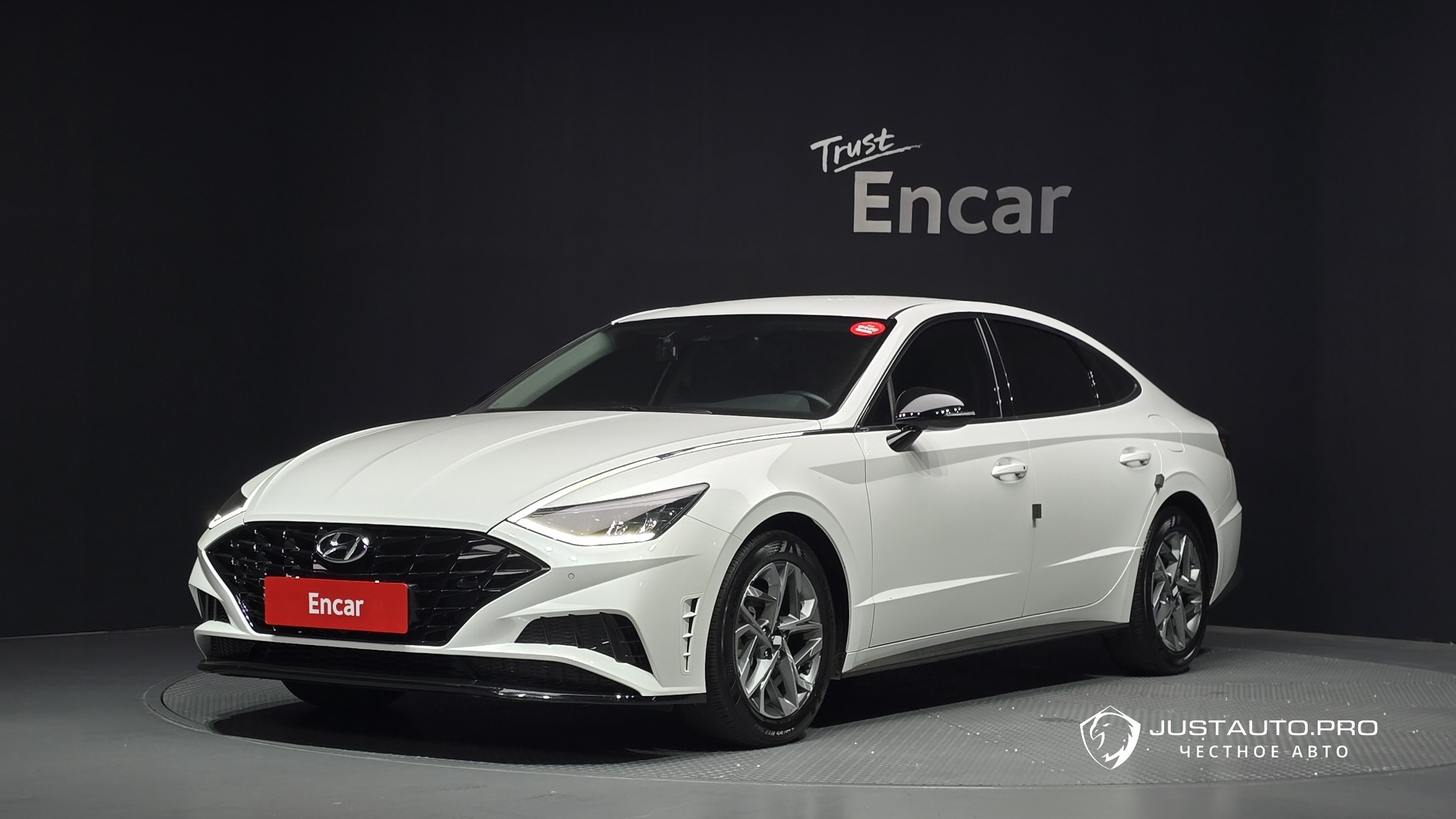 Автомобиль Hyundai Sonata