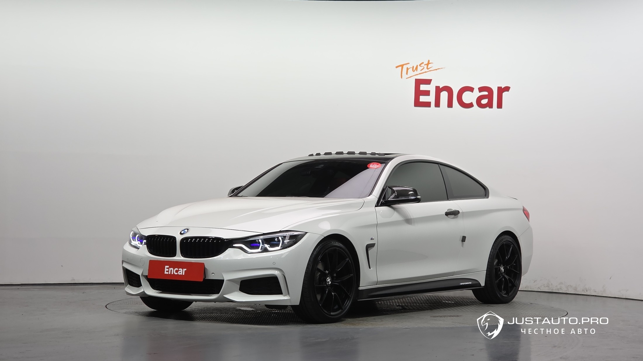 Автомобиль BMW 4-Series