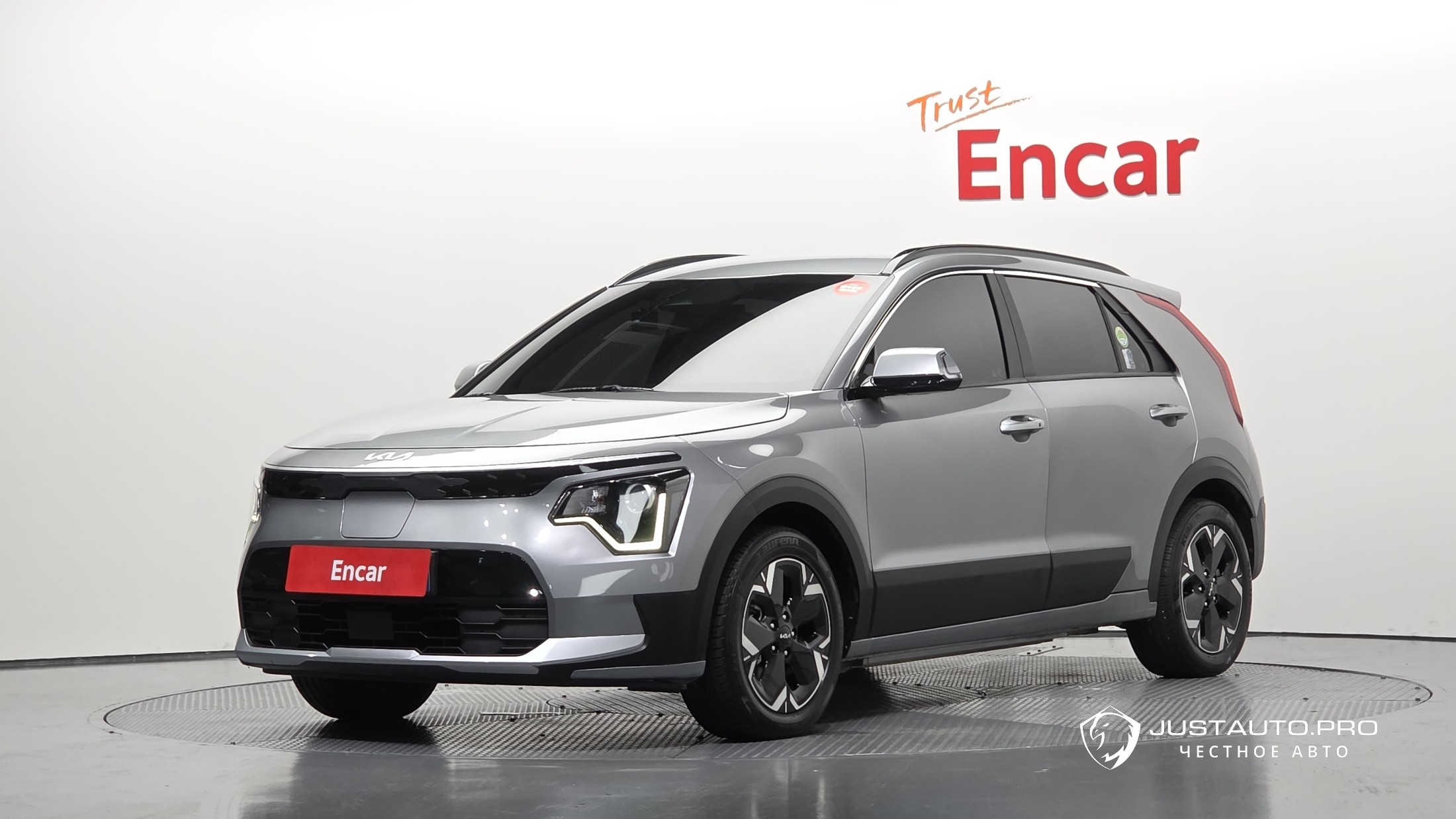 Автомобиль Kia Niro