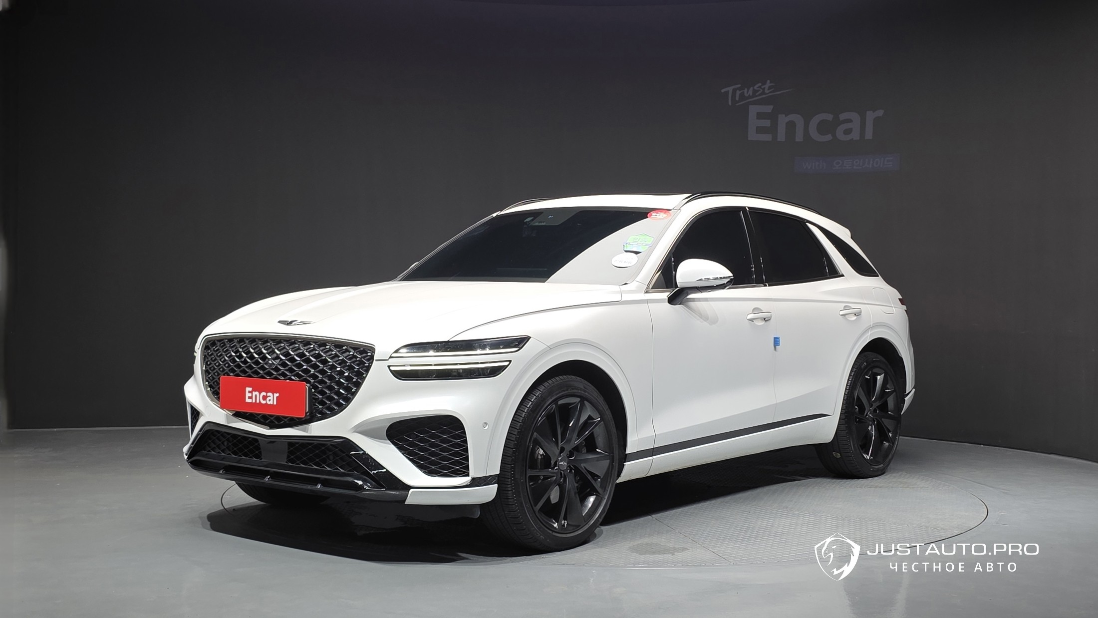 Автомобиль Genesis GV70