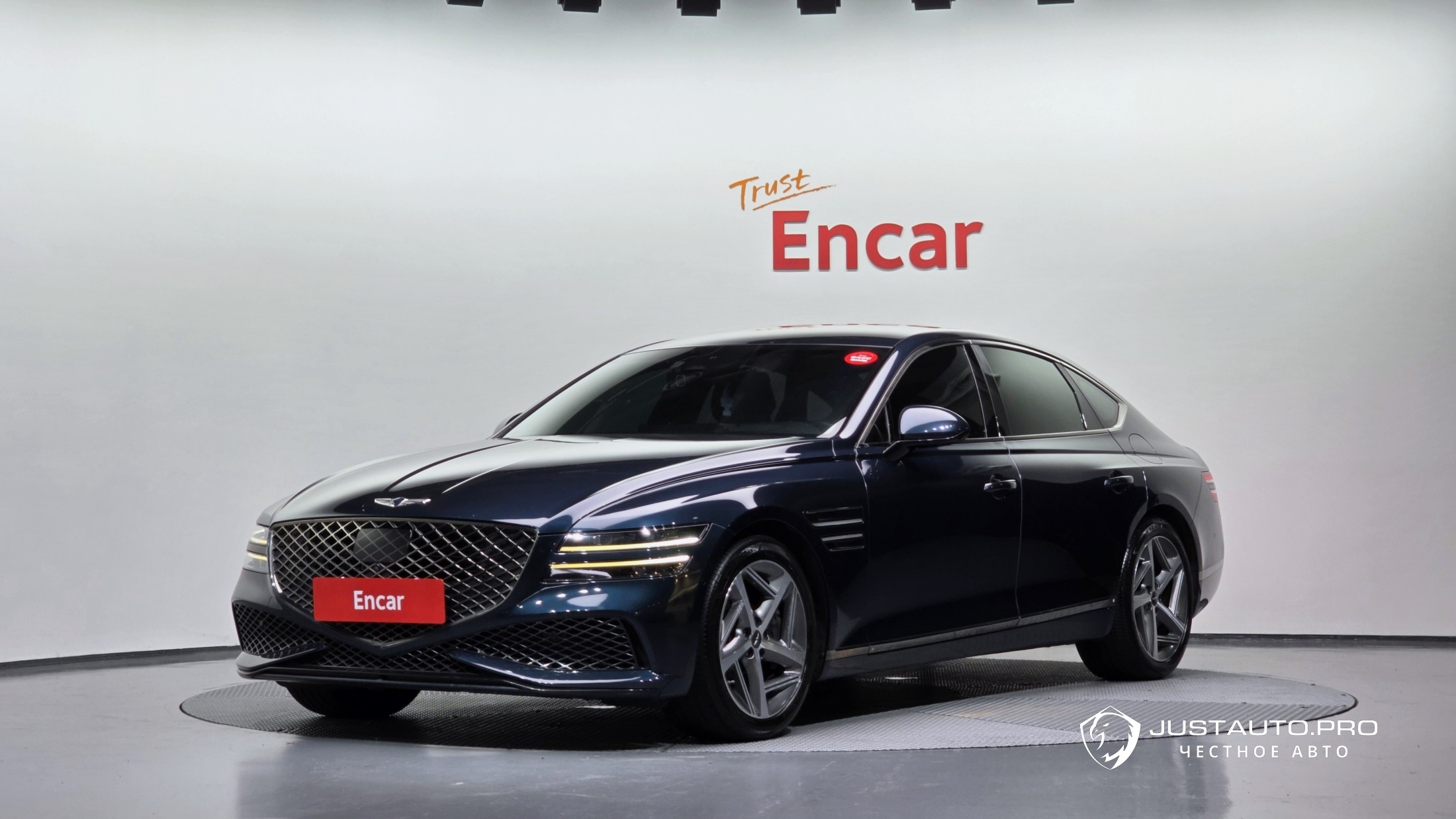 Автомобиль Genesis G80