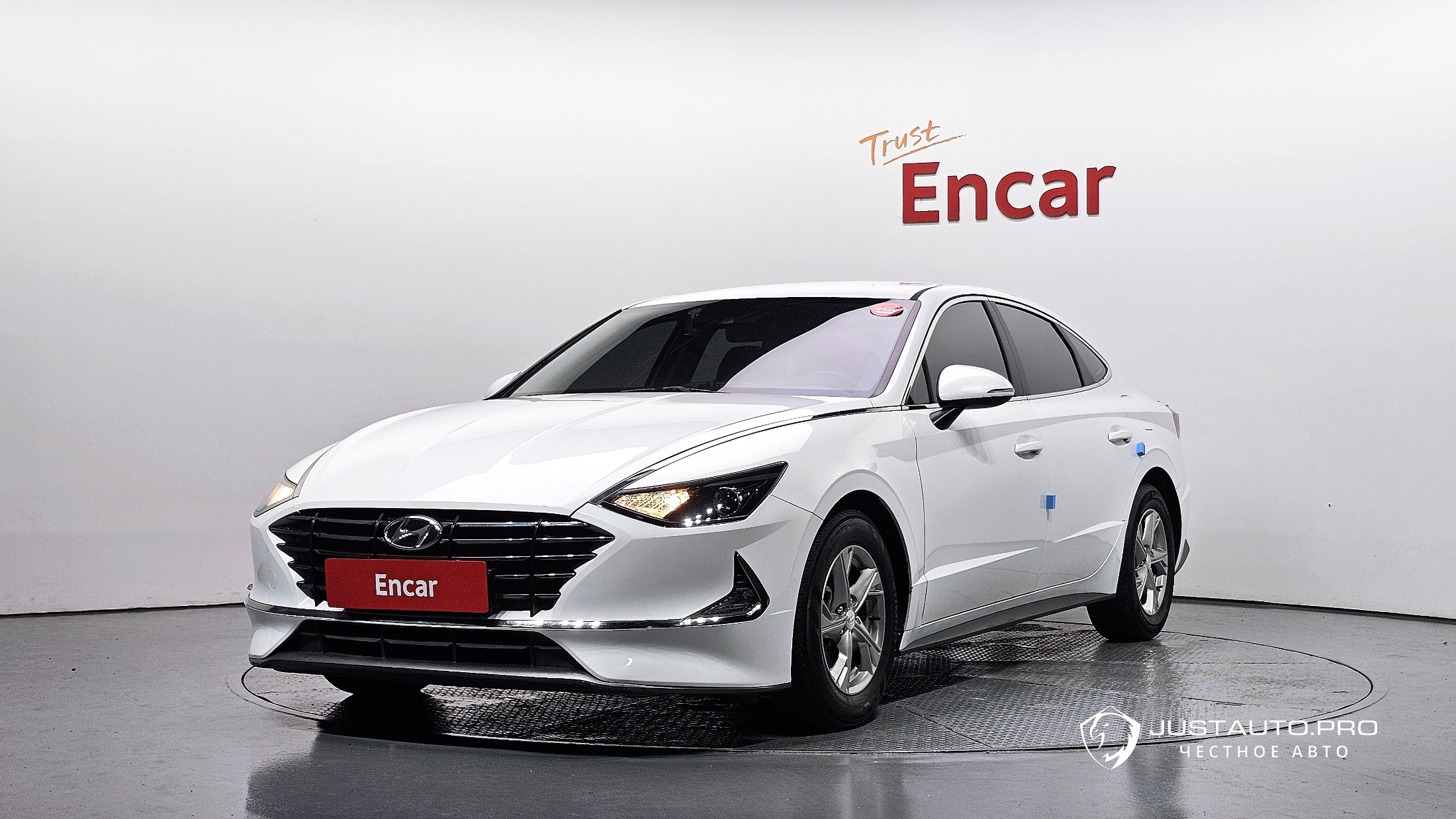 Автомобиль Hyundai Sonata