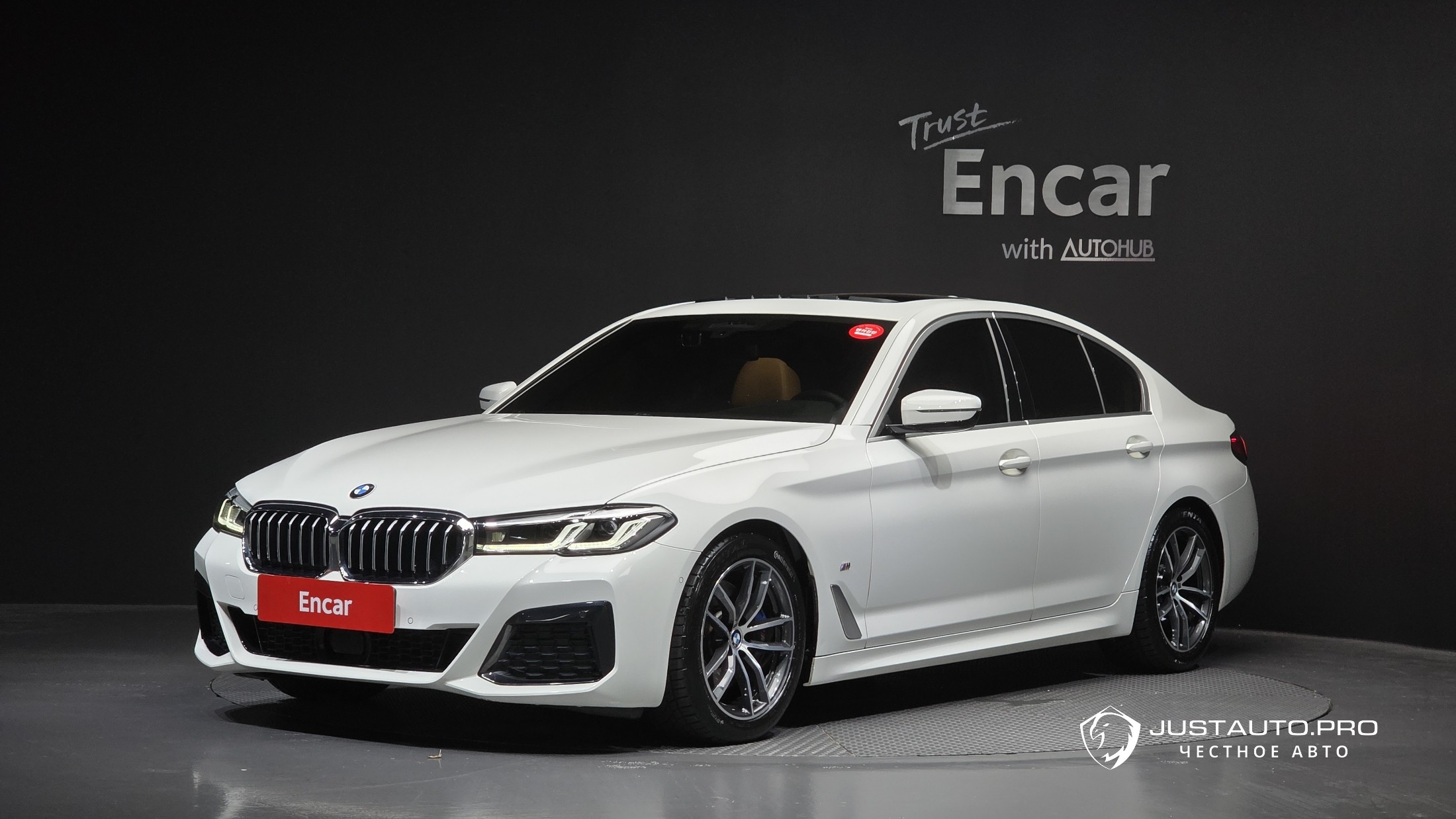 Автомобиль BMW 5-Series