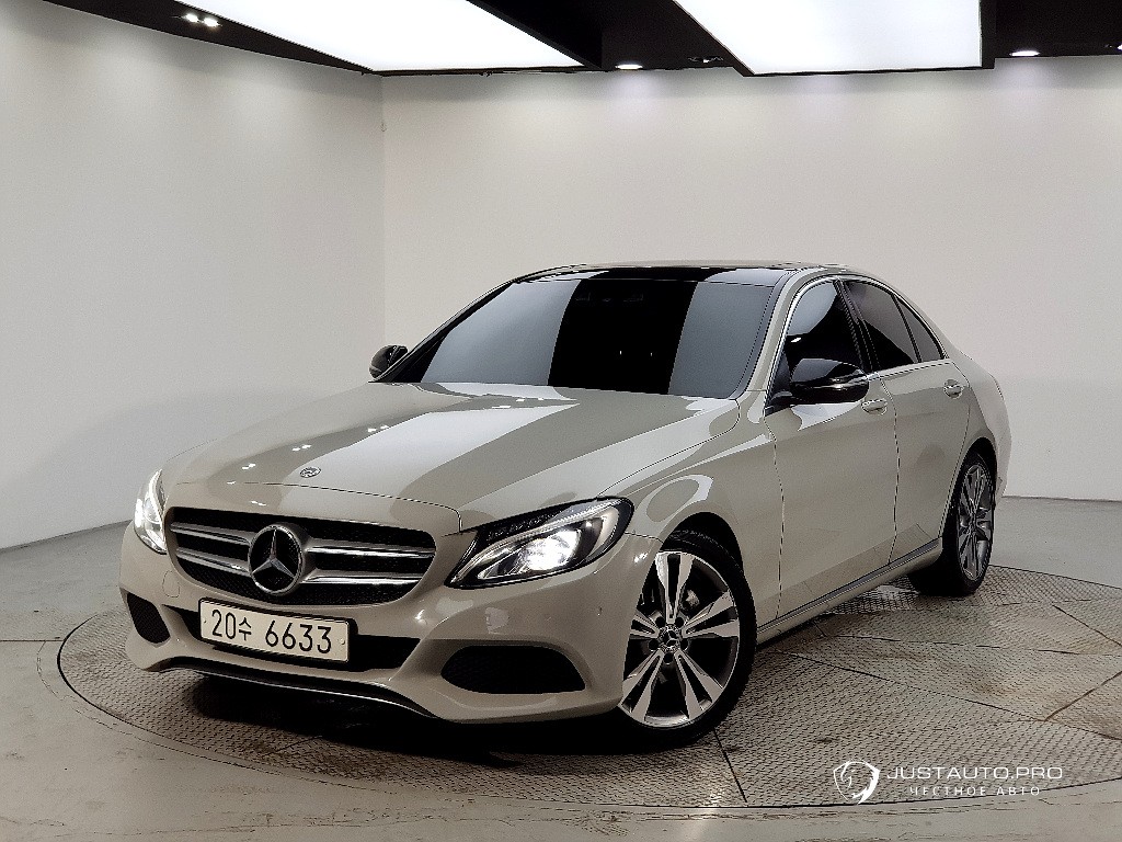Автомобиль Mercedes-Benz C-Class
