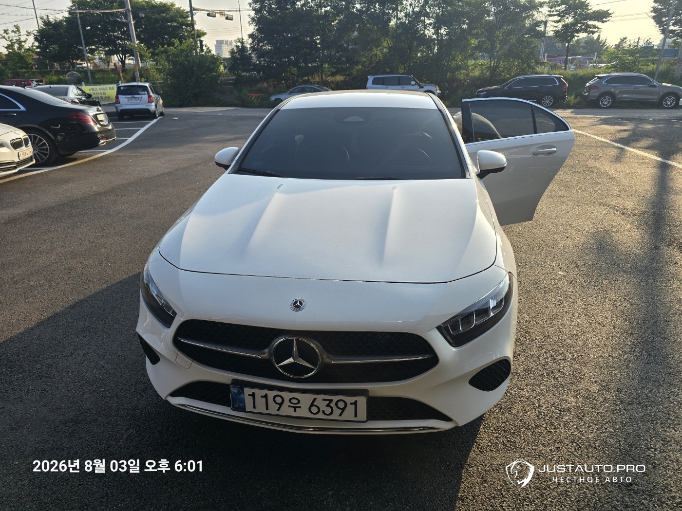 Автомобиль Mercedes-Benz A-Class