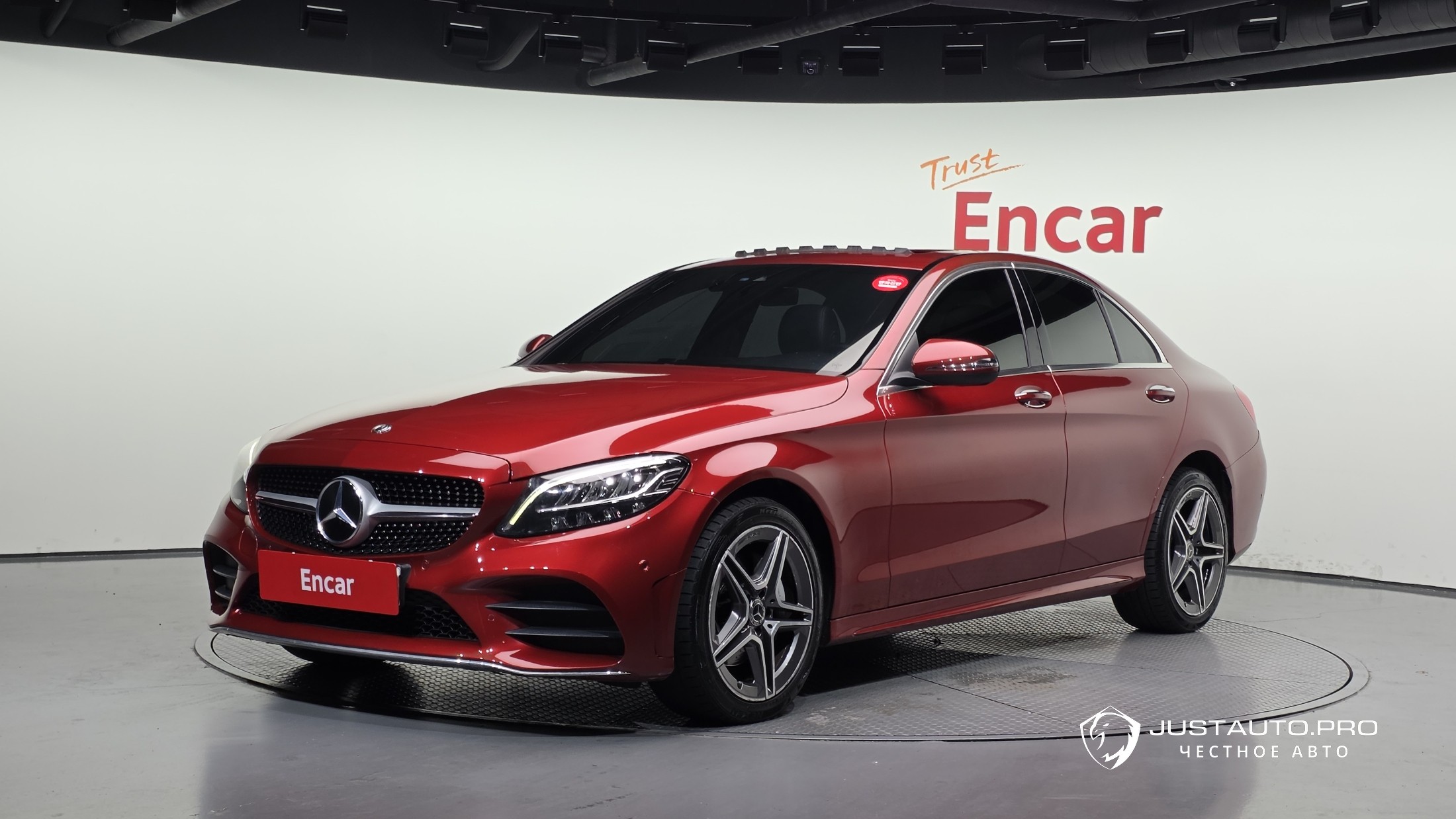 Автомобиль Mercedes-Benz C-Class