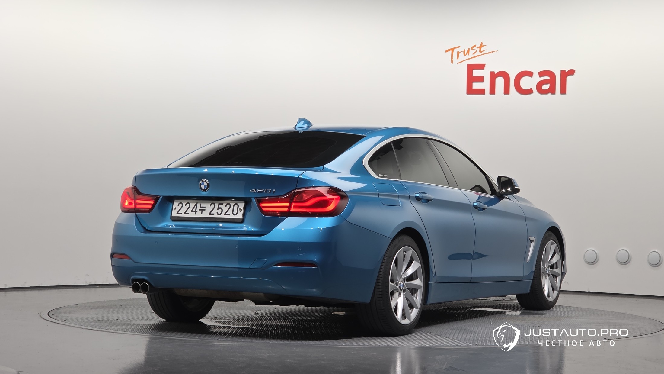 Автомобиль BMW 4-Series