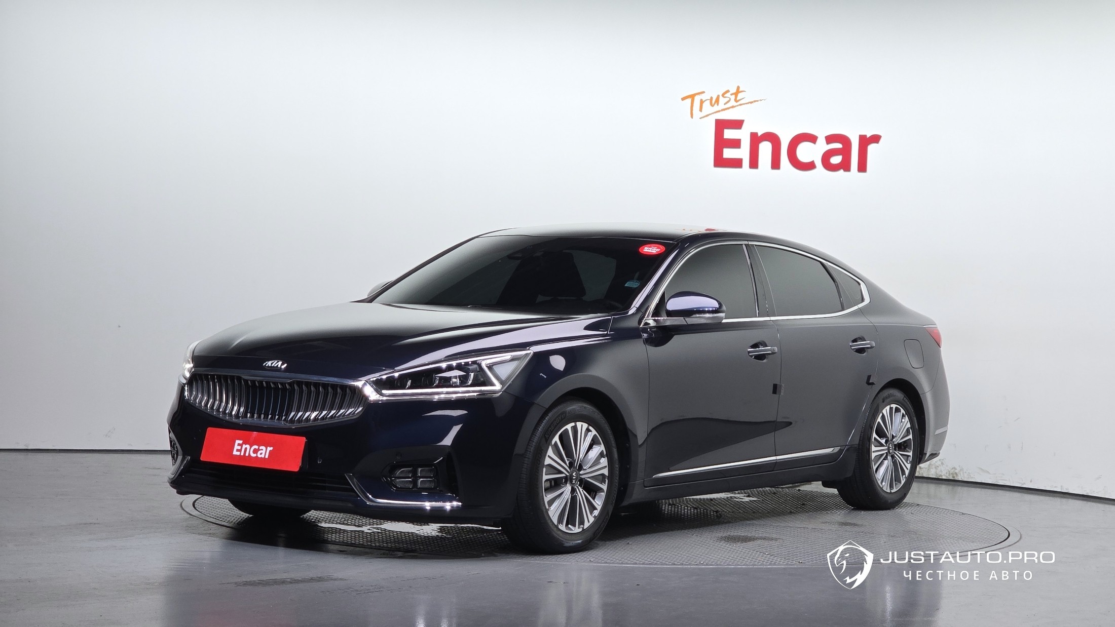 Автомобиль Kia K7