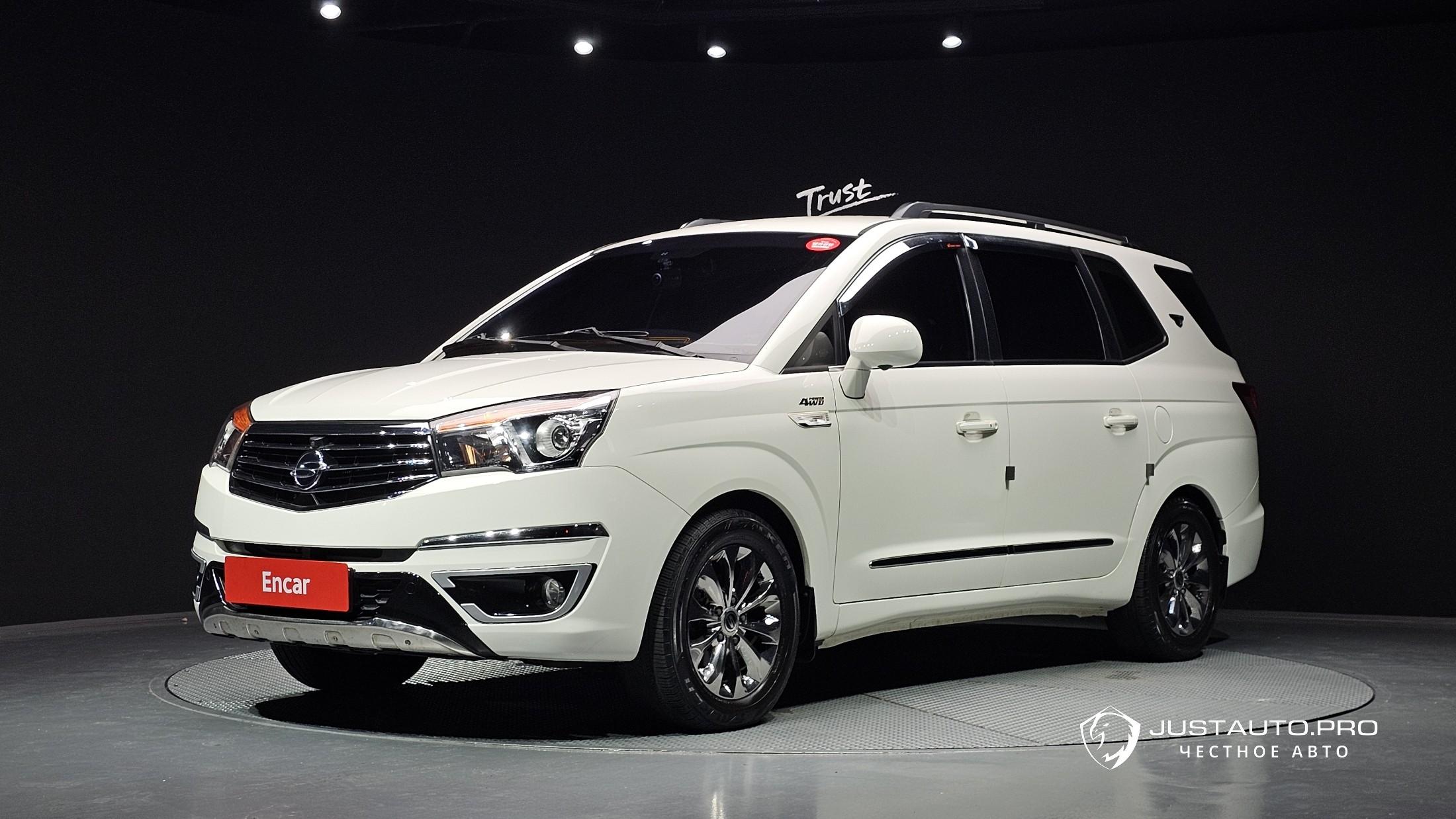 Автомобиль KG_Mobility_Ssangyong KORANDO