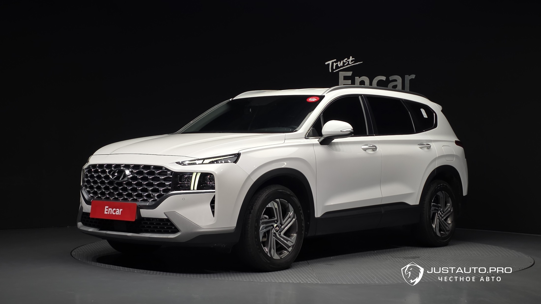 Автомобиль Hyundai Santafe