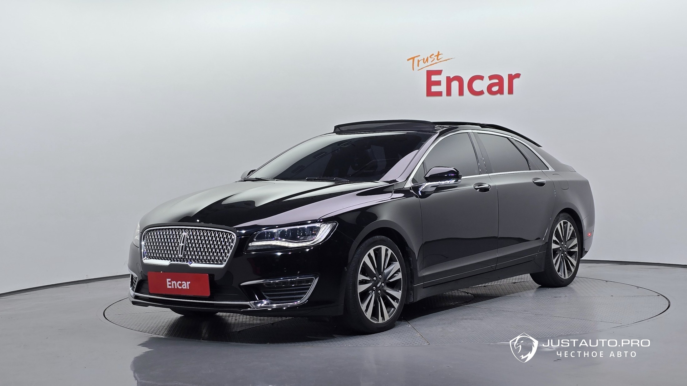 Автомобиль Lincoln MKZ