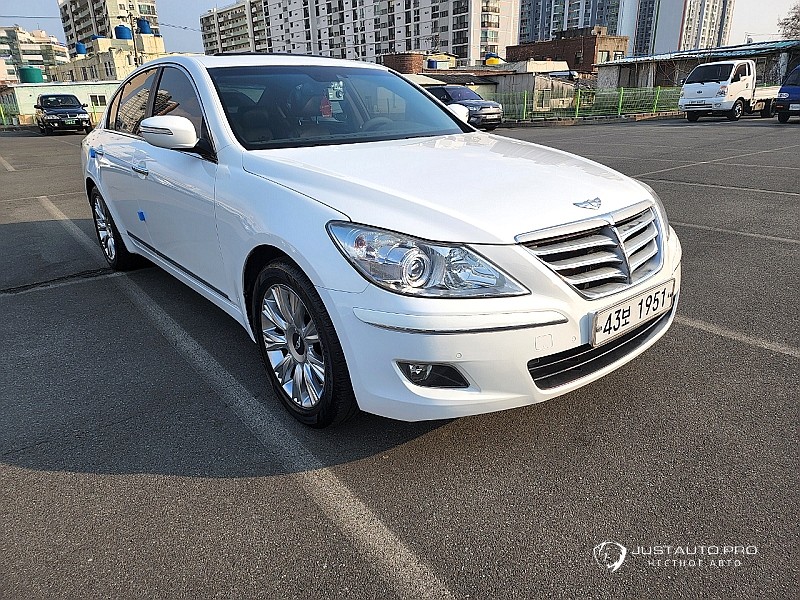 Автомобиль Hyundai Genesis