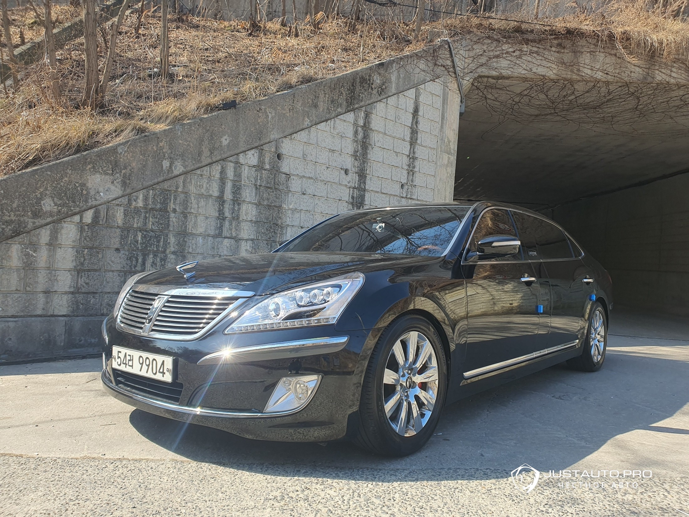 Автомобиль Hyundai Equus
