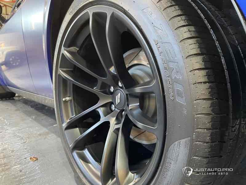 Автомобиль Dodge Challenger