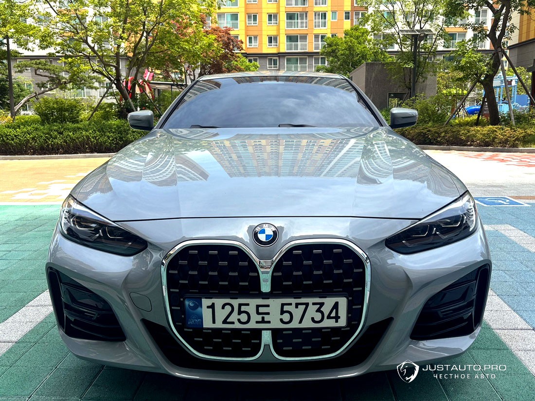 Автомобиль BMW 4-Series